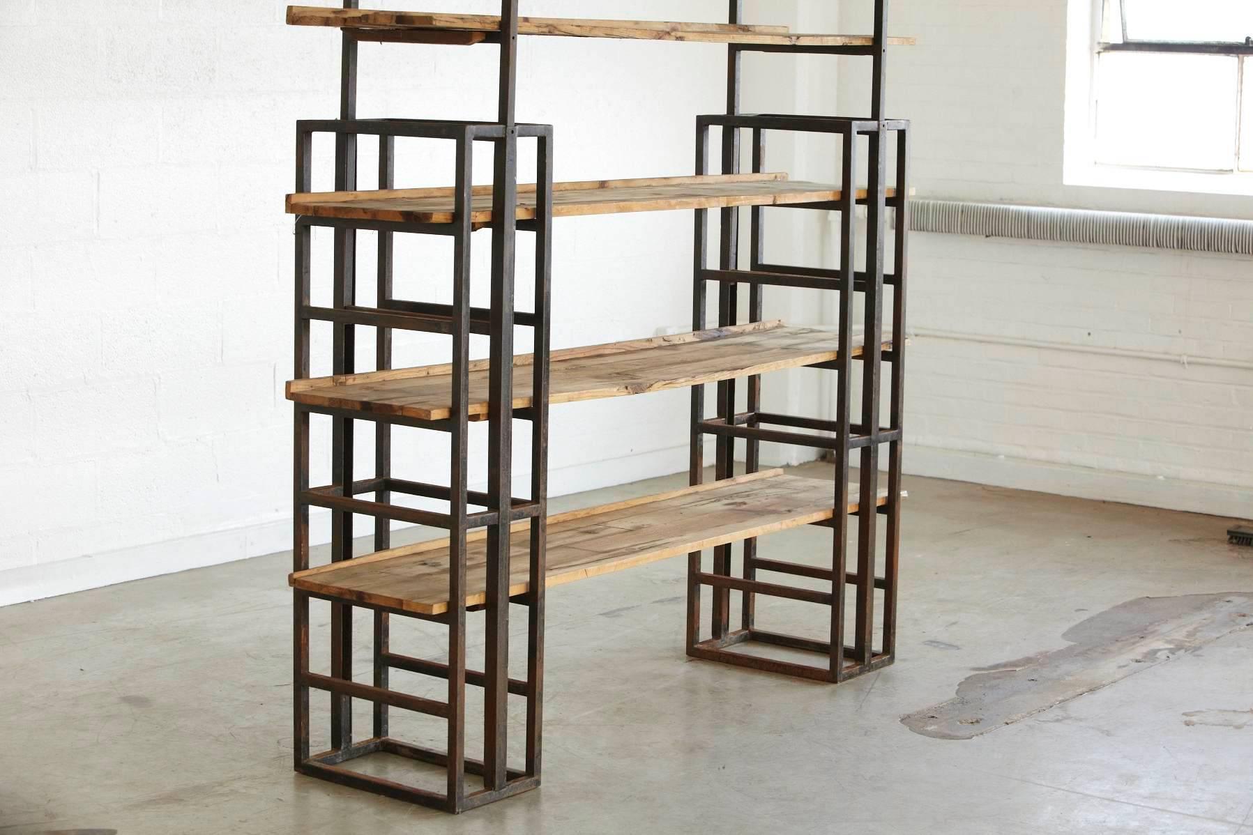 Custom-Made Adjustable Industrial Style Steel and Wood Plank Etagere In Good Condition For Sale In Pau, FR