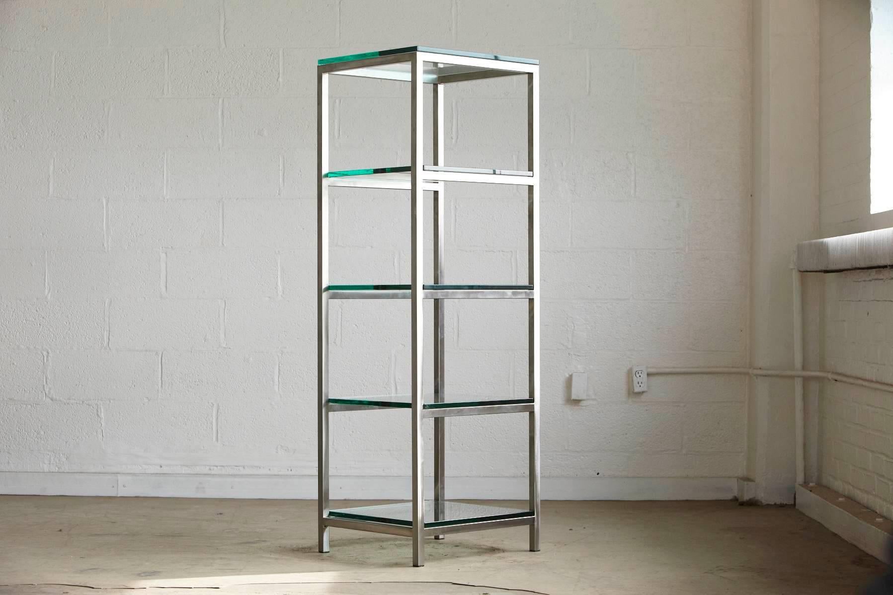 American Modern Brushed Aluminium Étagère or Display Shelf with 5 Thick Glass Shelves For Sale