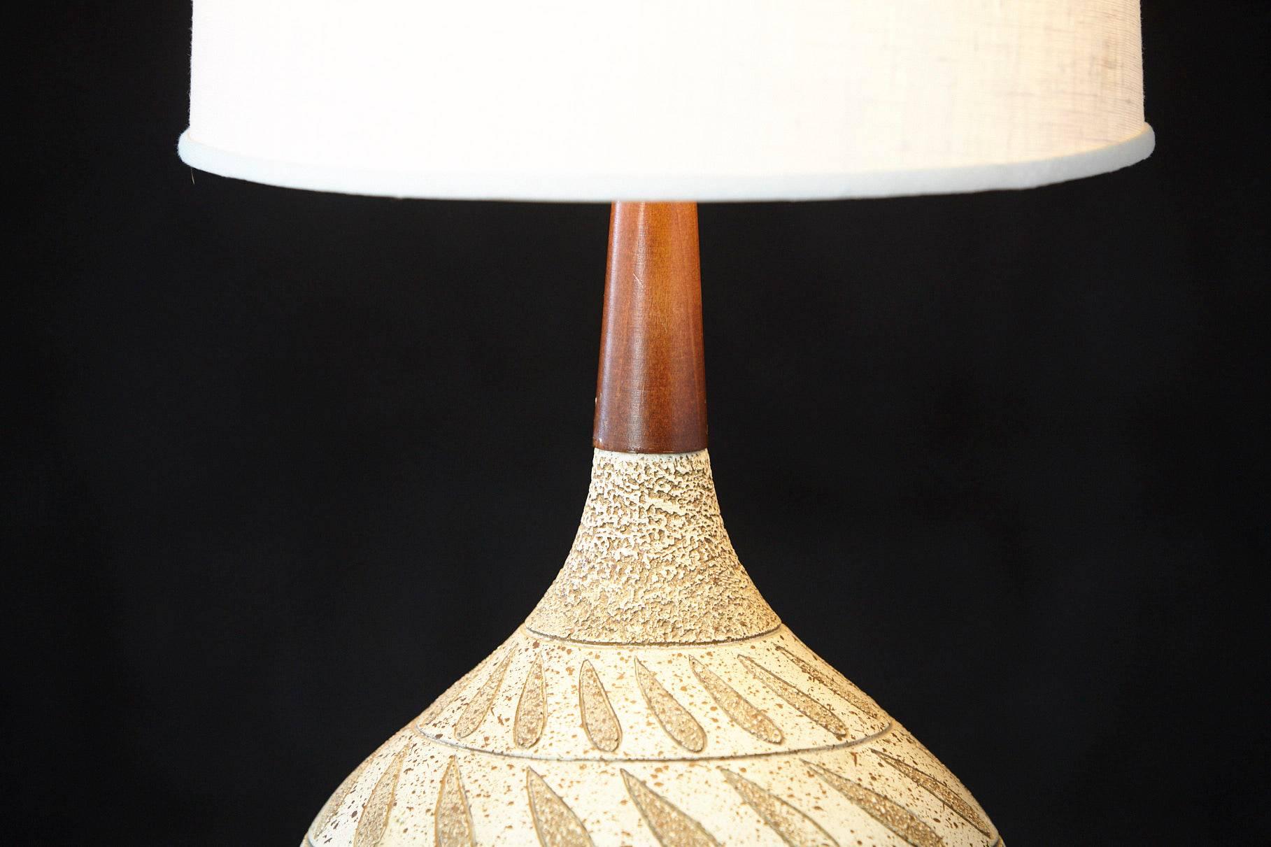 Mid-Century Modern Ceramic Gourd Table Lamp with Teak Neck and Brass Base, 1960s