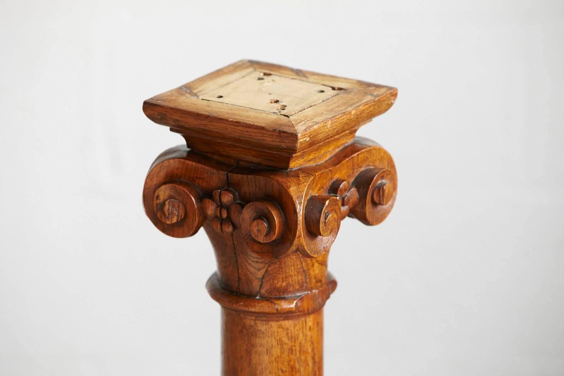 American 19th Century Oak Corinthian Style Column or Pedestal