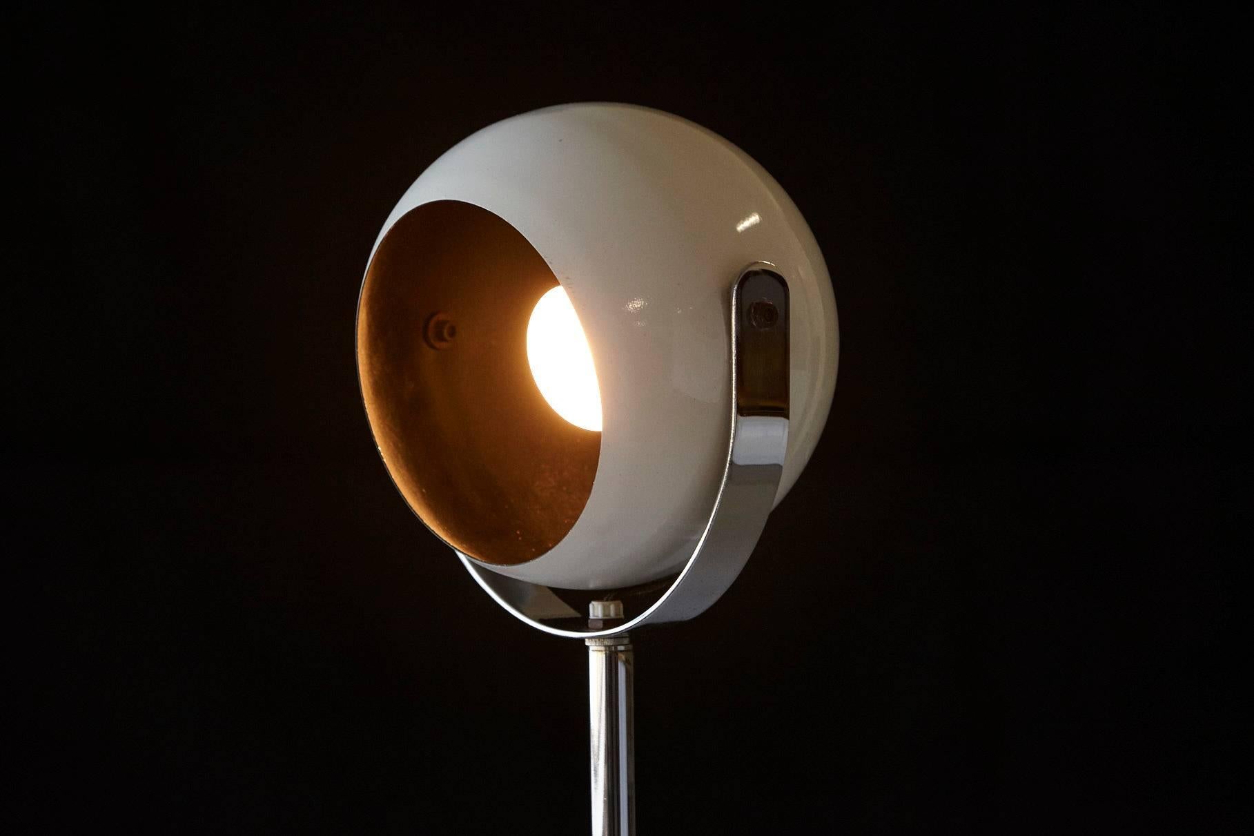 Mid-Century Modern Robert Sonneman Style Eyeball Floor Lamp in White
