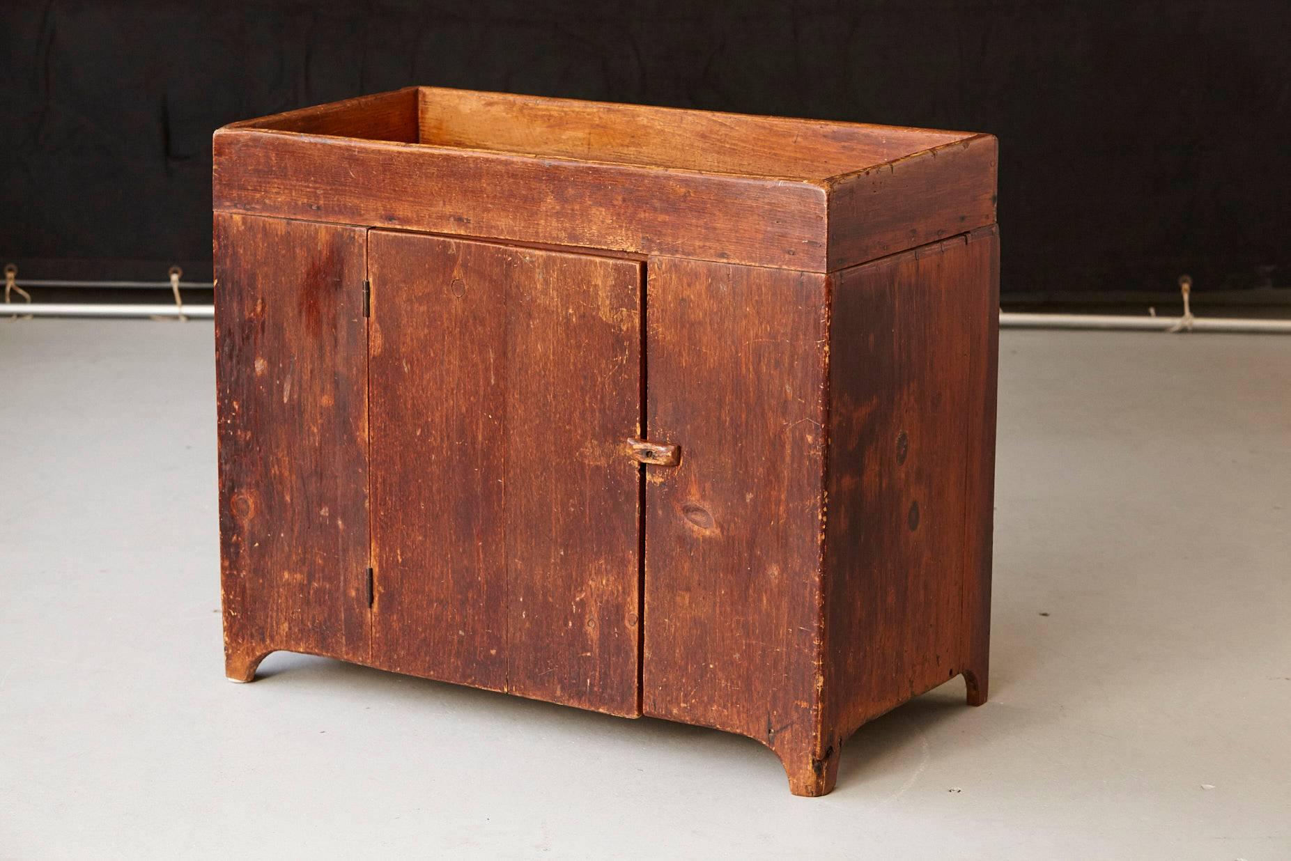 American Puristic Late 19th Century Dry Sink