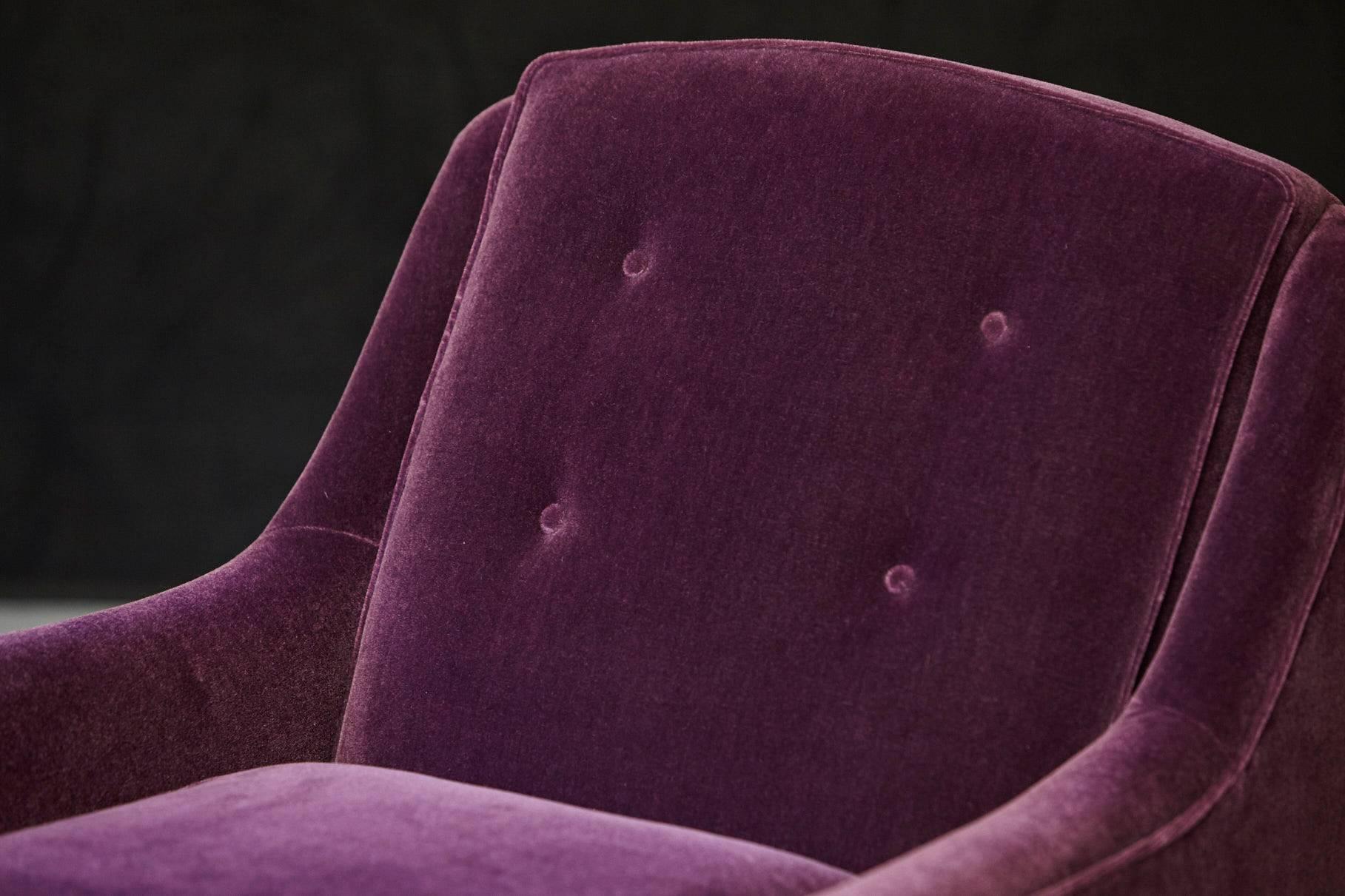 Adrian Pearsall Lounge Chair and Ottoman in Purple Mohair In Excellent Condition In Pau, FR