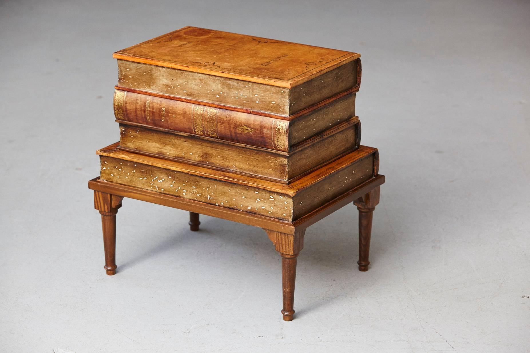 Italian 'Faux Stacked Leather Volume' Low Table  In Good Condition In Pau, FR