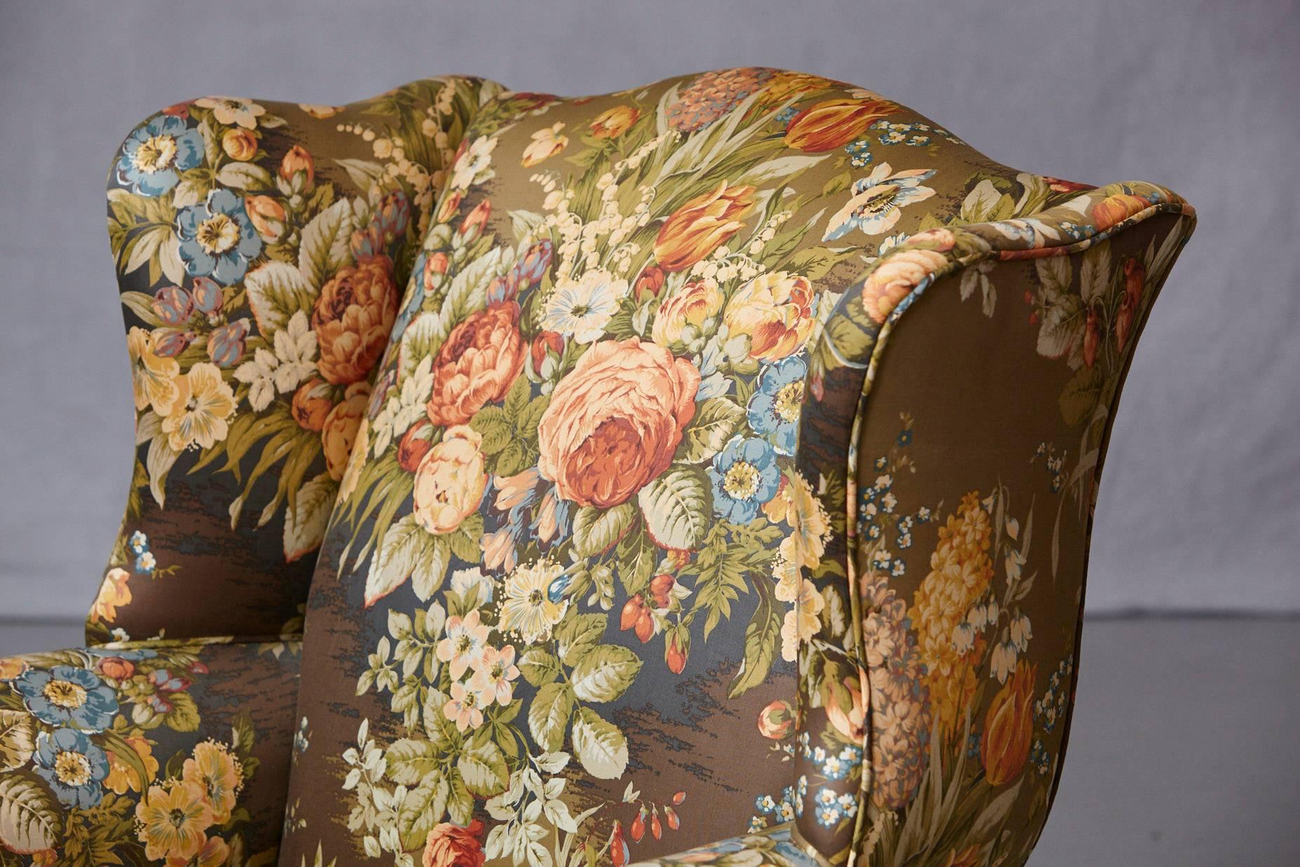 Late 19th Century Chippendale Mahogany Wing Back Chair with Claw and Ball Feet 5