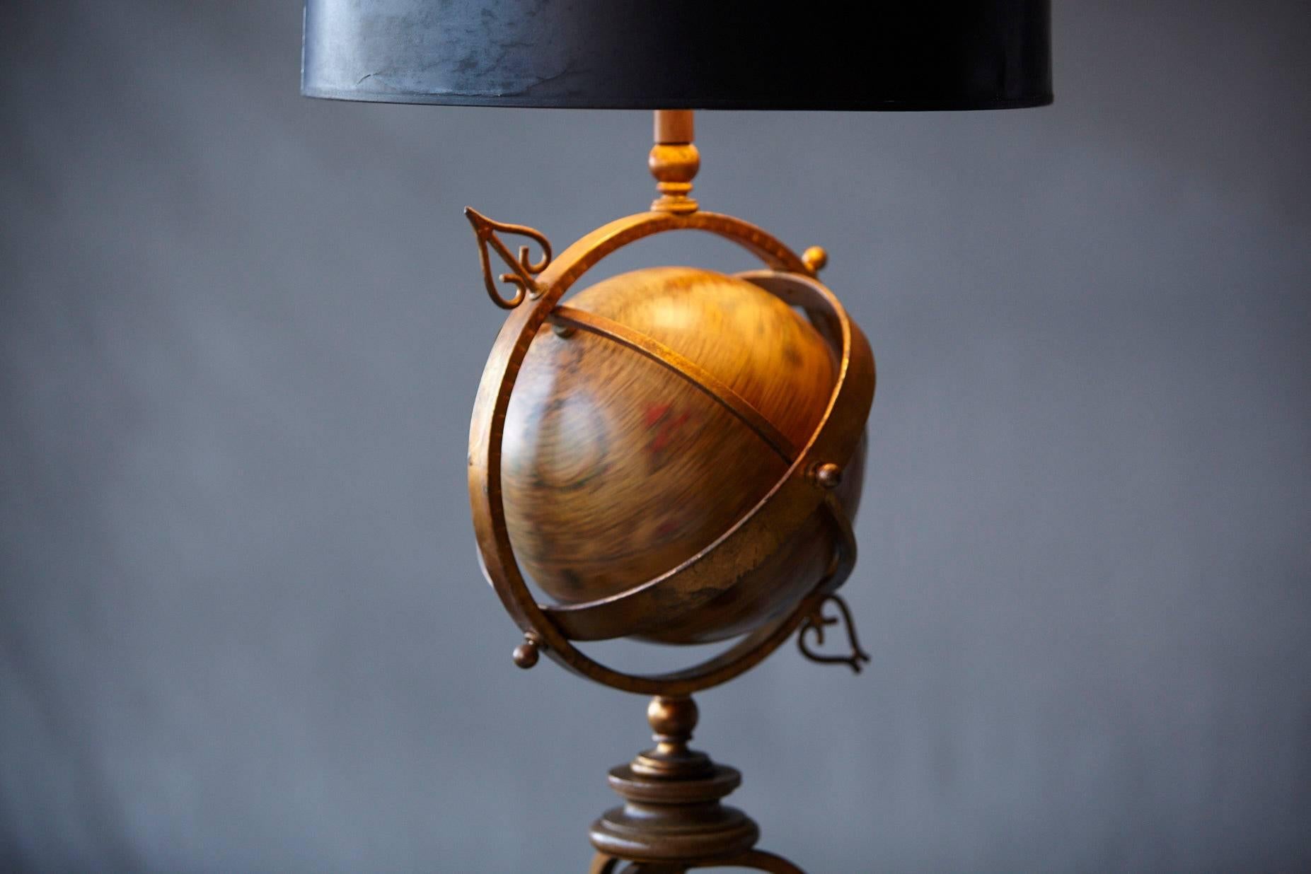 Brass Armillary Table Lamp with Rotating Terrestrial Glass Globe, circa 1940s In Good Condition In Pau, FR