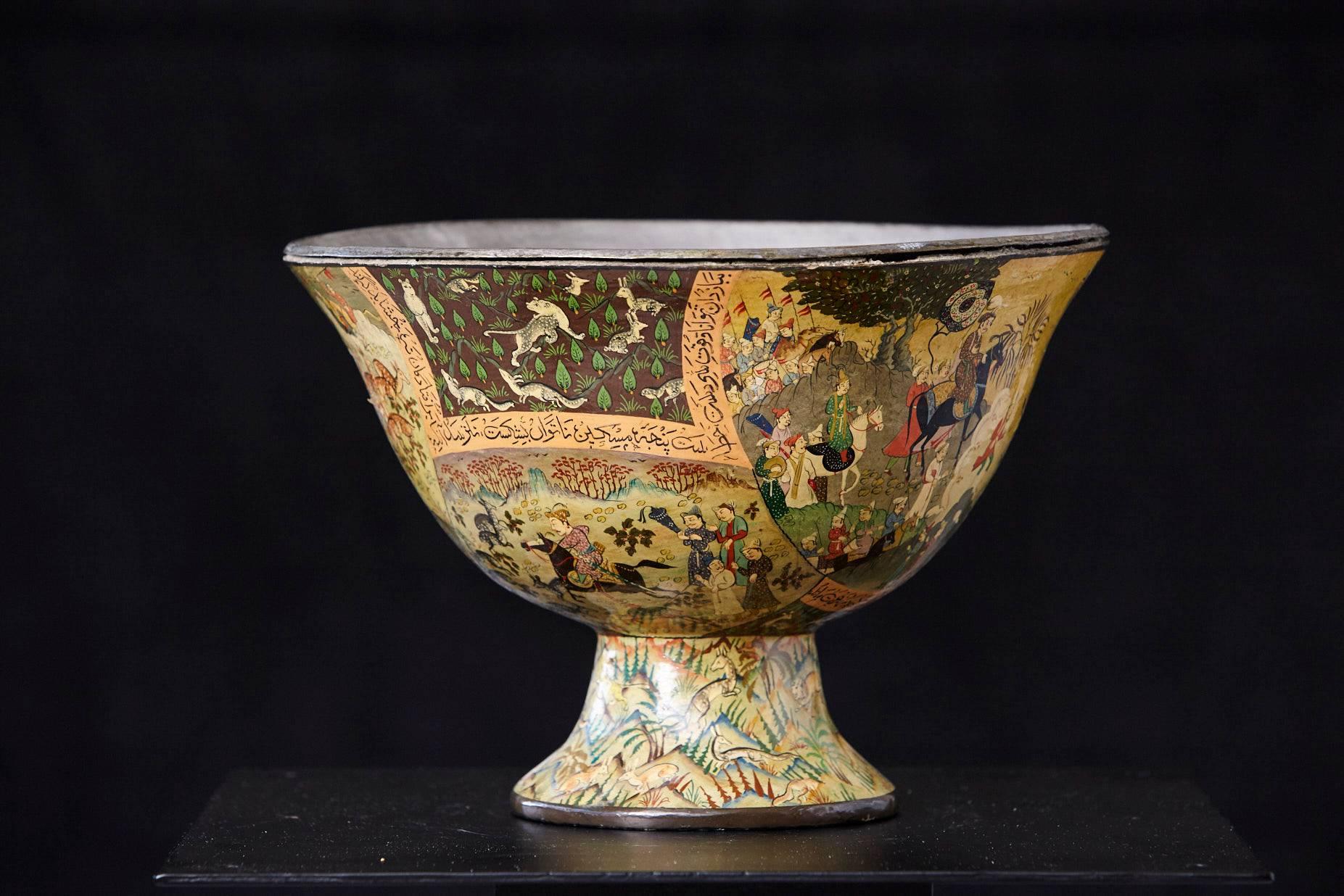 Hand-Painted Plaster Bowl with Zinc Inlay from Kashmir, circa 1960s In Good Condition In Pau, FR