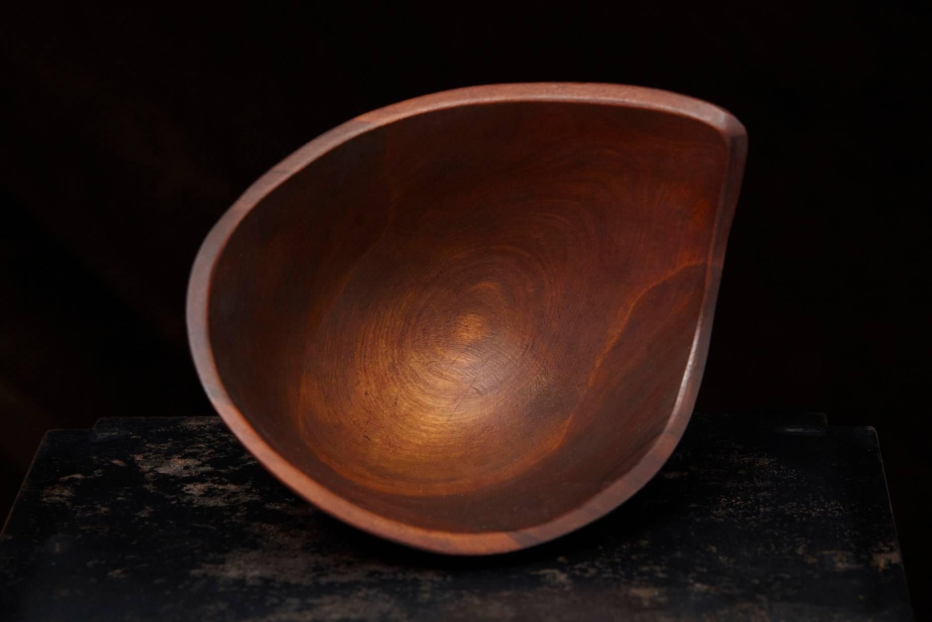 Signed M. Maury Turned Teak Bowl In Good Condition In Pau, FR