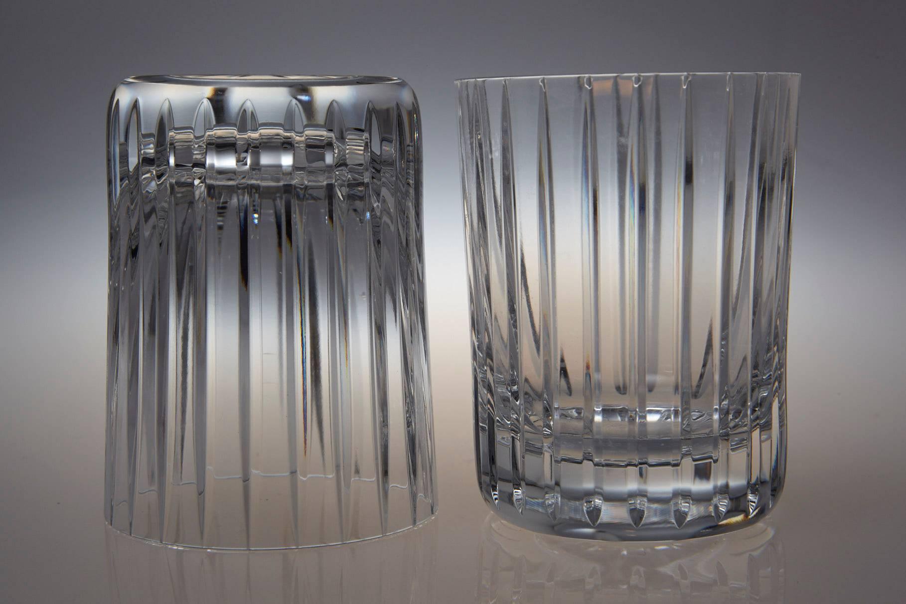 The timeless and very graphic Baccarat Harmonie bar pattern was introduced in 1975 and is until today Baccarats top selling bar pattern of all time.
Consecutive vertical cuts from the top of the rim to the base emphasize the vertical graphical