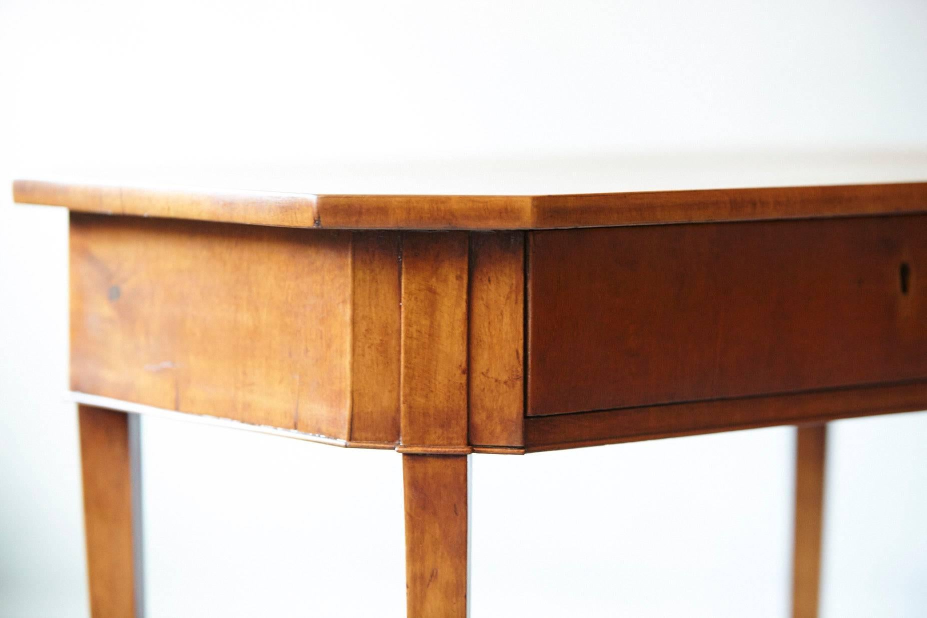 Maple Pair of Biedermeier Side Tables