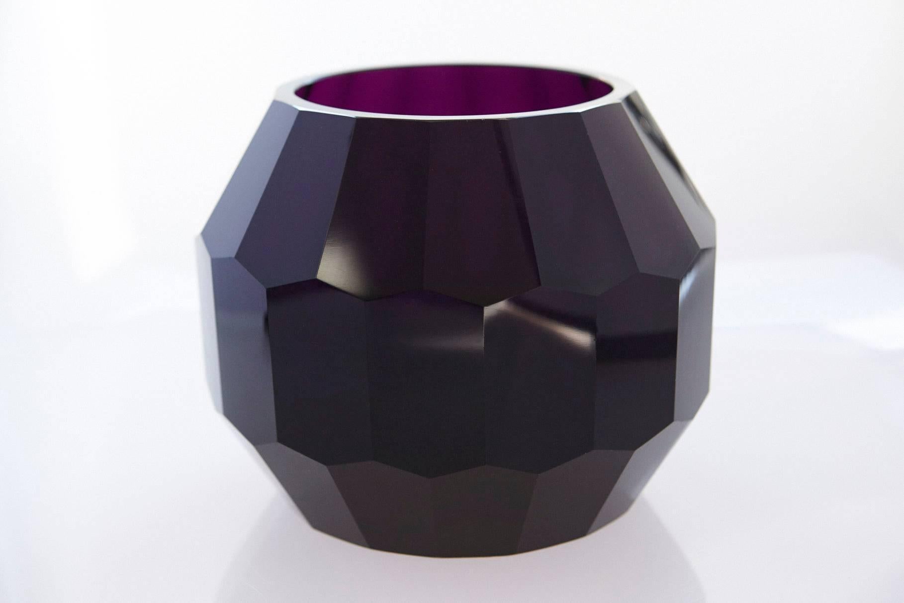 Dark Violet Hand Cut Crystal Vase Attributed to Josef Hoffmann for Moser & Söhne For Sale 3