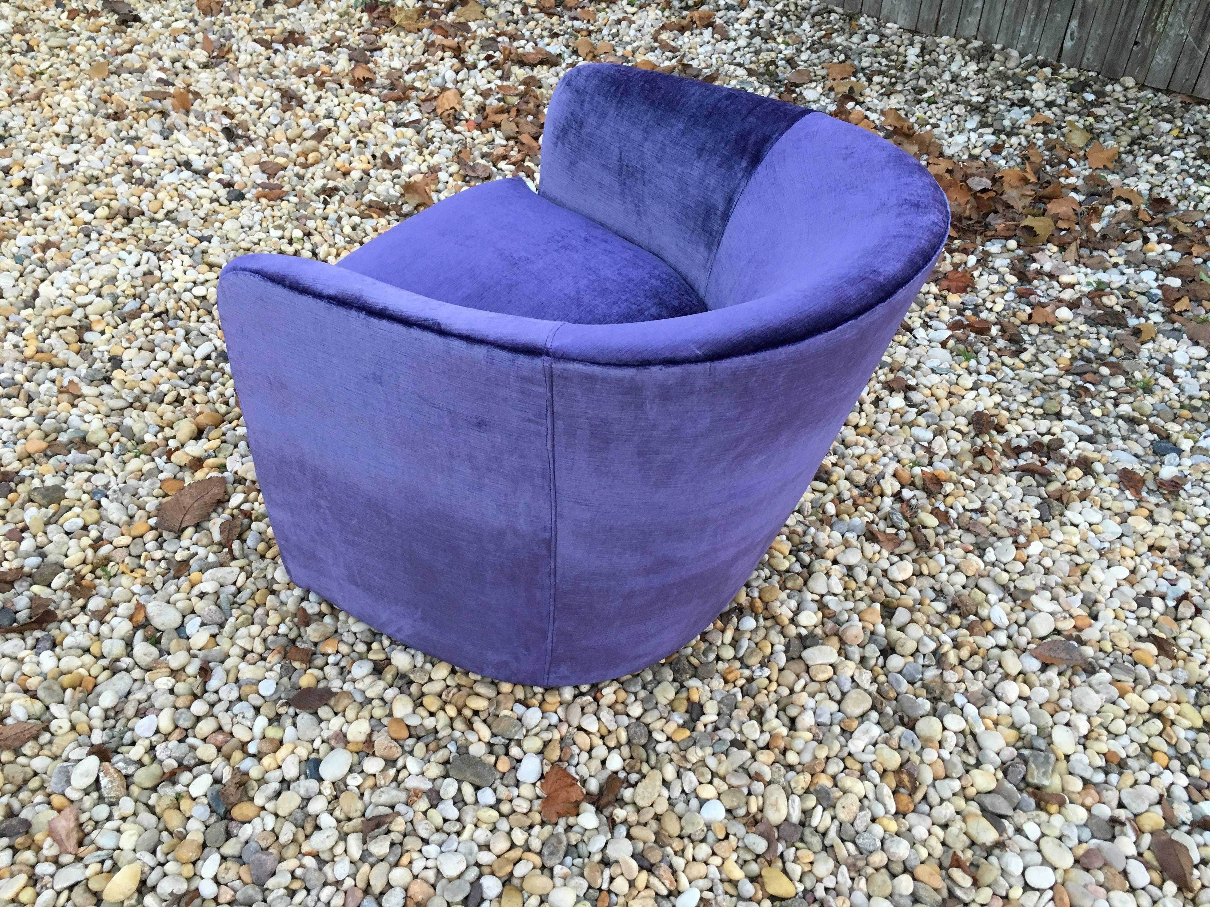 Mid-Century Modern Milo Baughman Barrel Back Tub Chair