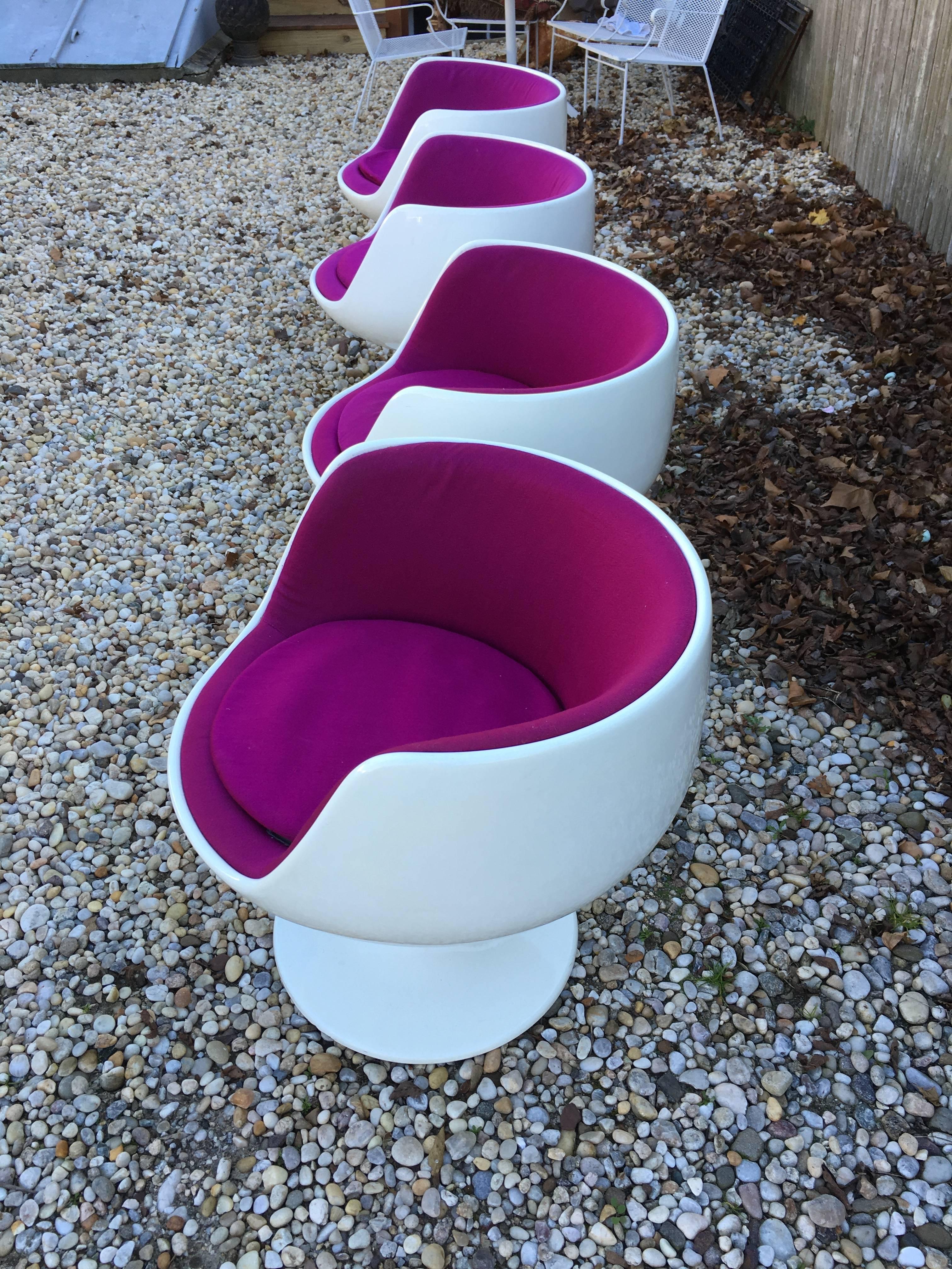 mushroom table and chairs