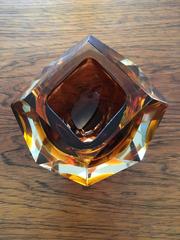 1960s Sommerso Faceted Bowl in Amber and Yellow