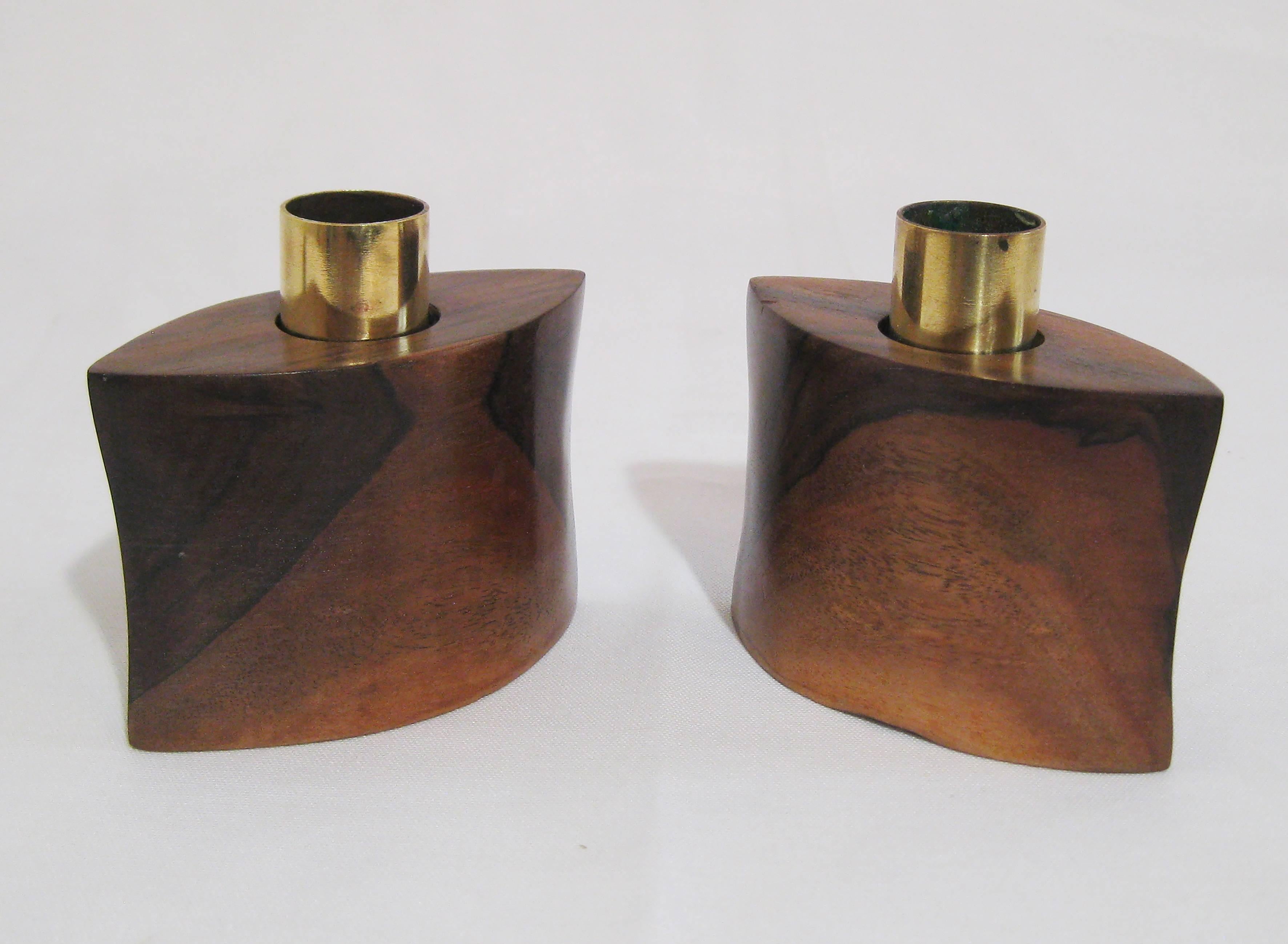 Don Shoemaker (1920-1990) belongs to the generation of Americans residing in Mexico who took advantage of the expertise of Mexican artisans to exquisitely execute their designs--designs that were often influenced by the Mexican art and style of the