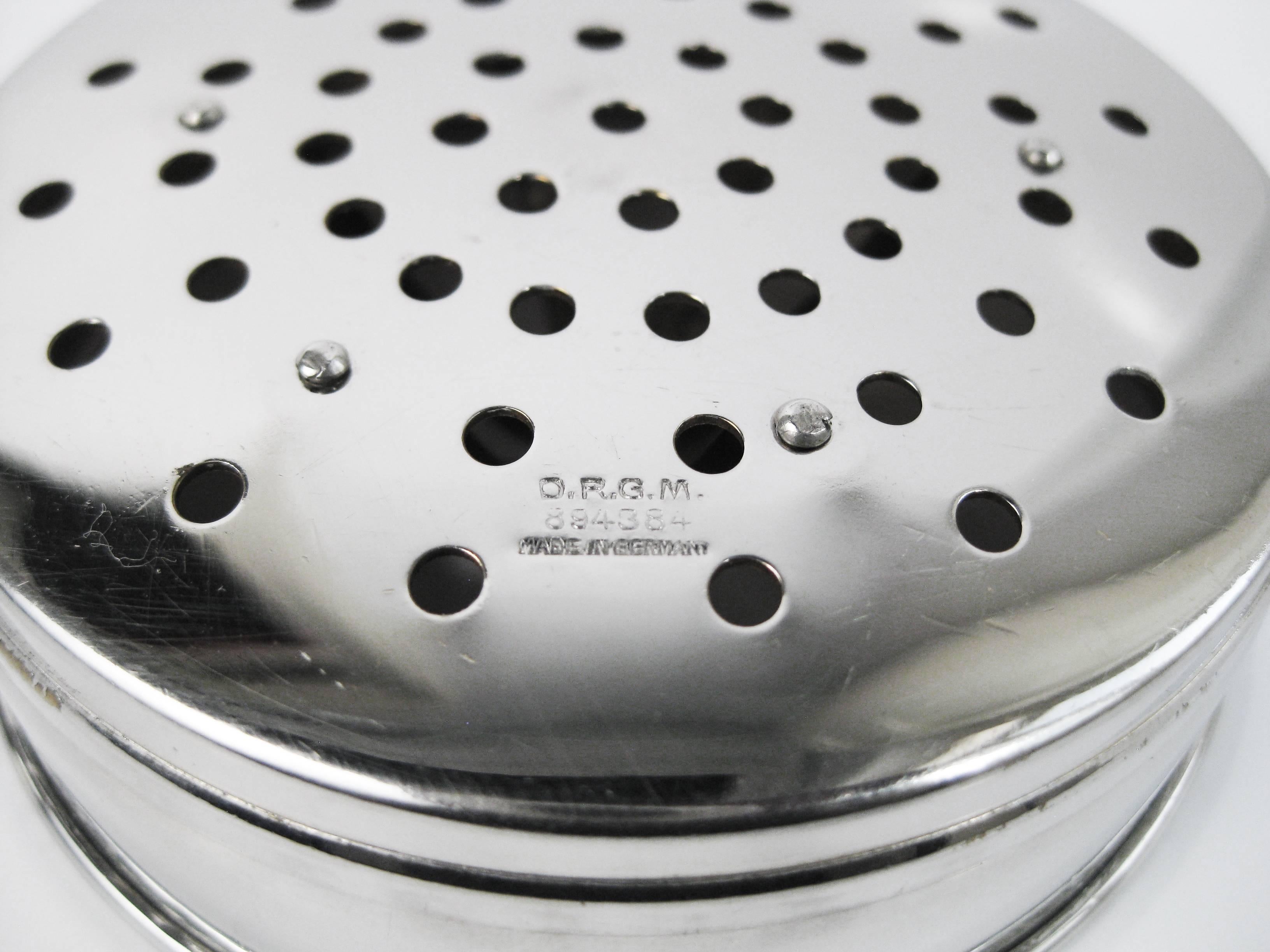 Chrome Streamline Dirigible Cocktail Shaker by J.A. Henckels. Germany, circa 1930.