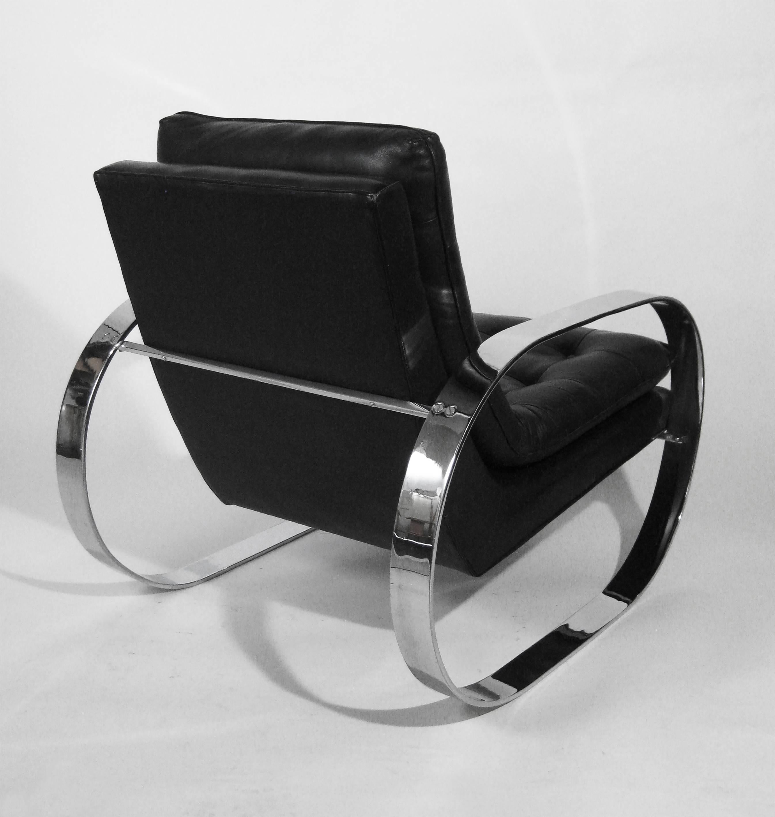 20th Century Pair of Armchairs, Chrome with Leather, Mexico, circa 1970 For Sale