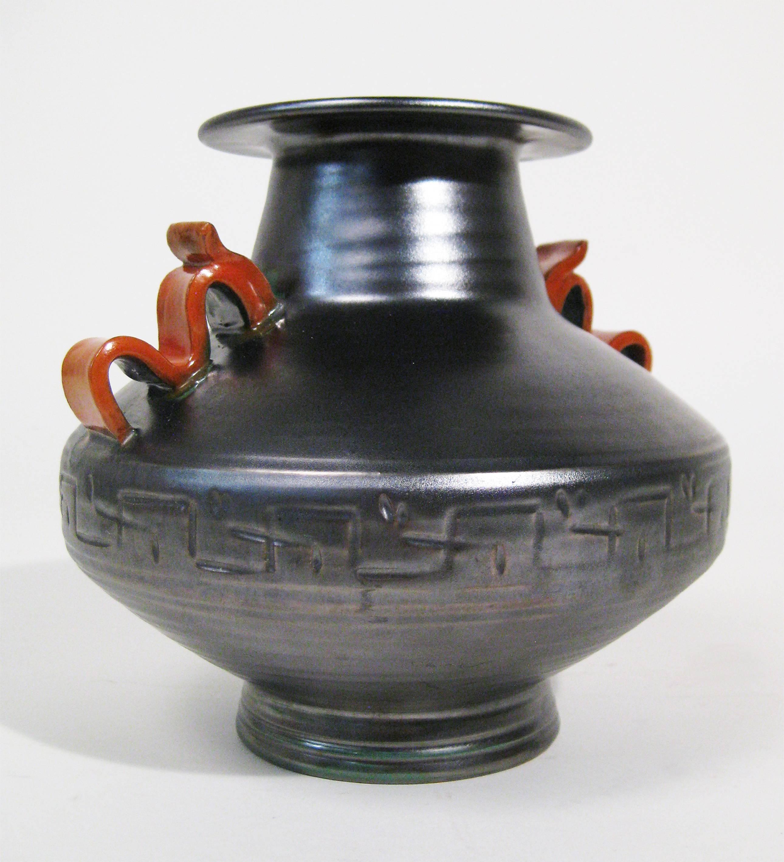 Vase Stoneware Attributed to Anna-Lisa Thomson Upsala-Ekeby, Sweden, circa 1940 For Sale 1