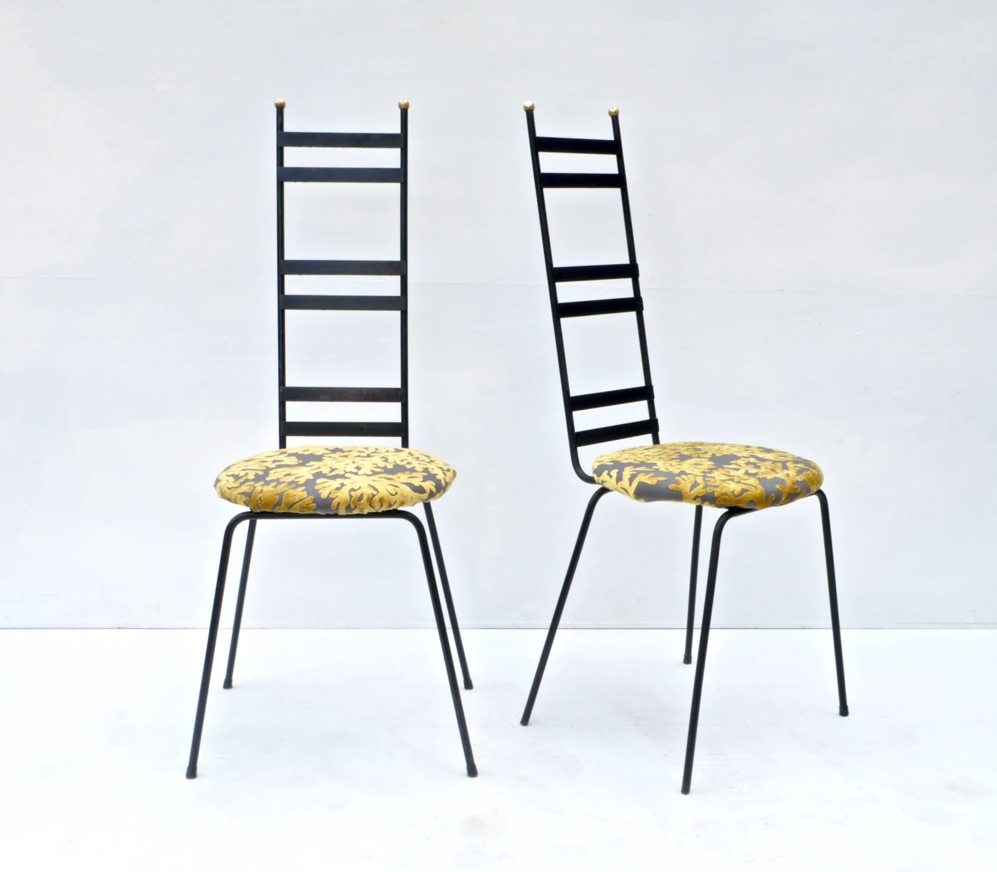 American  Pair of Tall Back Bistro Chairs in the Manner of Umanoff For Sale