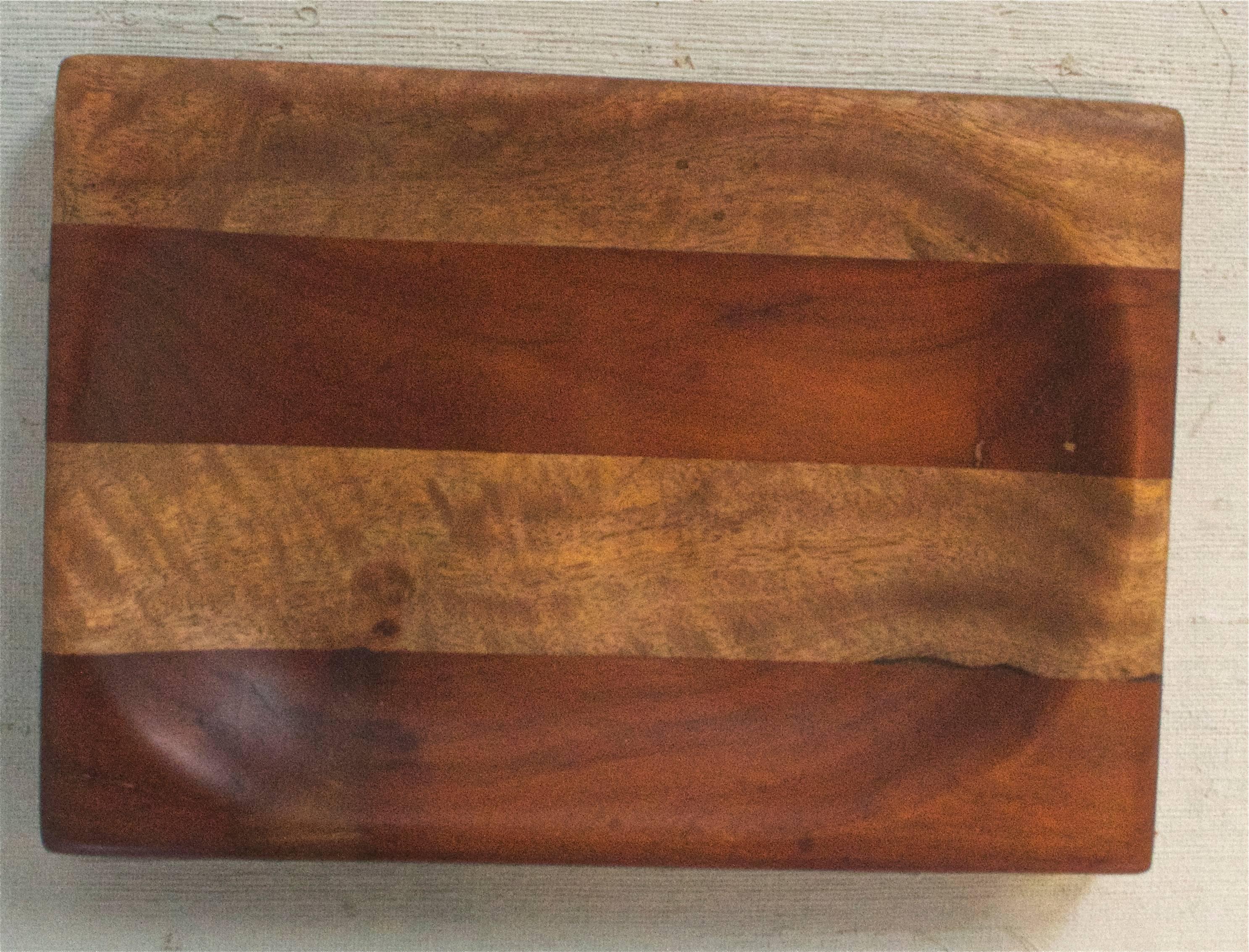 Vintage Wooden Catchall In Good Condition For Sale In Charlottesville, VA