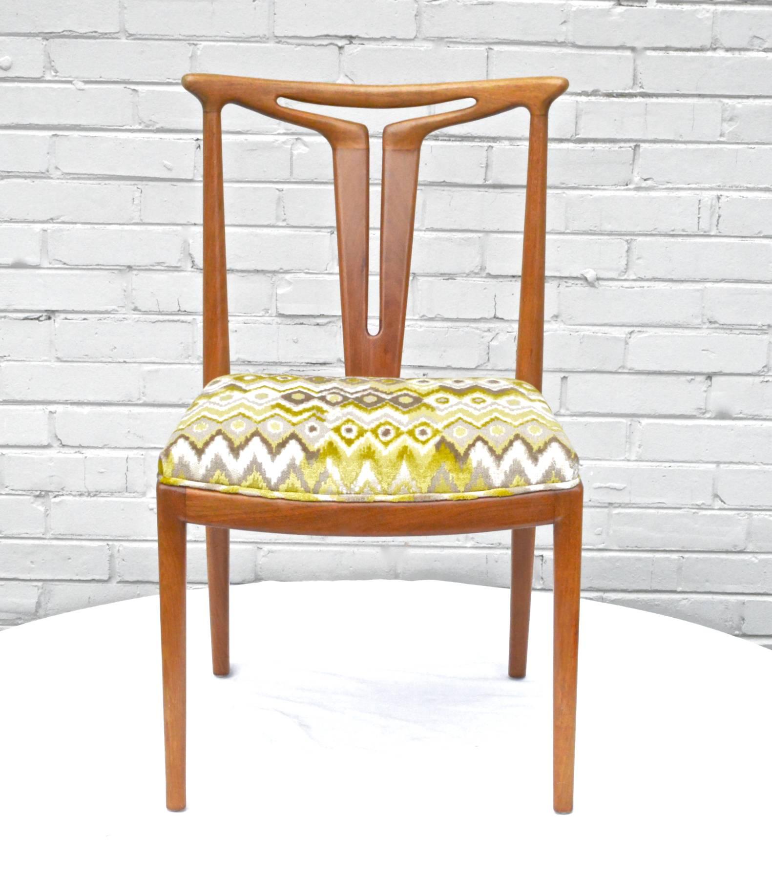 American Modern Chair Quad with T-Back Splats In Good Condition In Charlottesville, VA