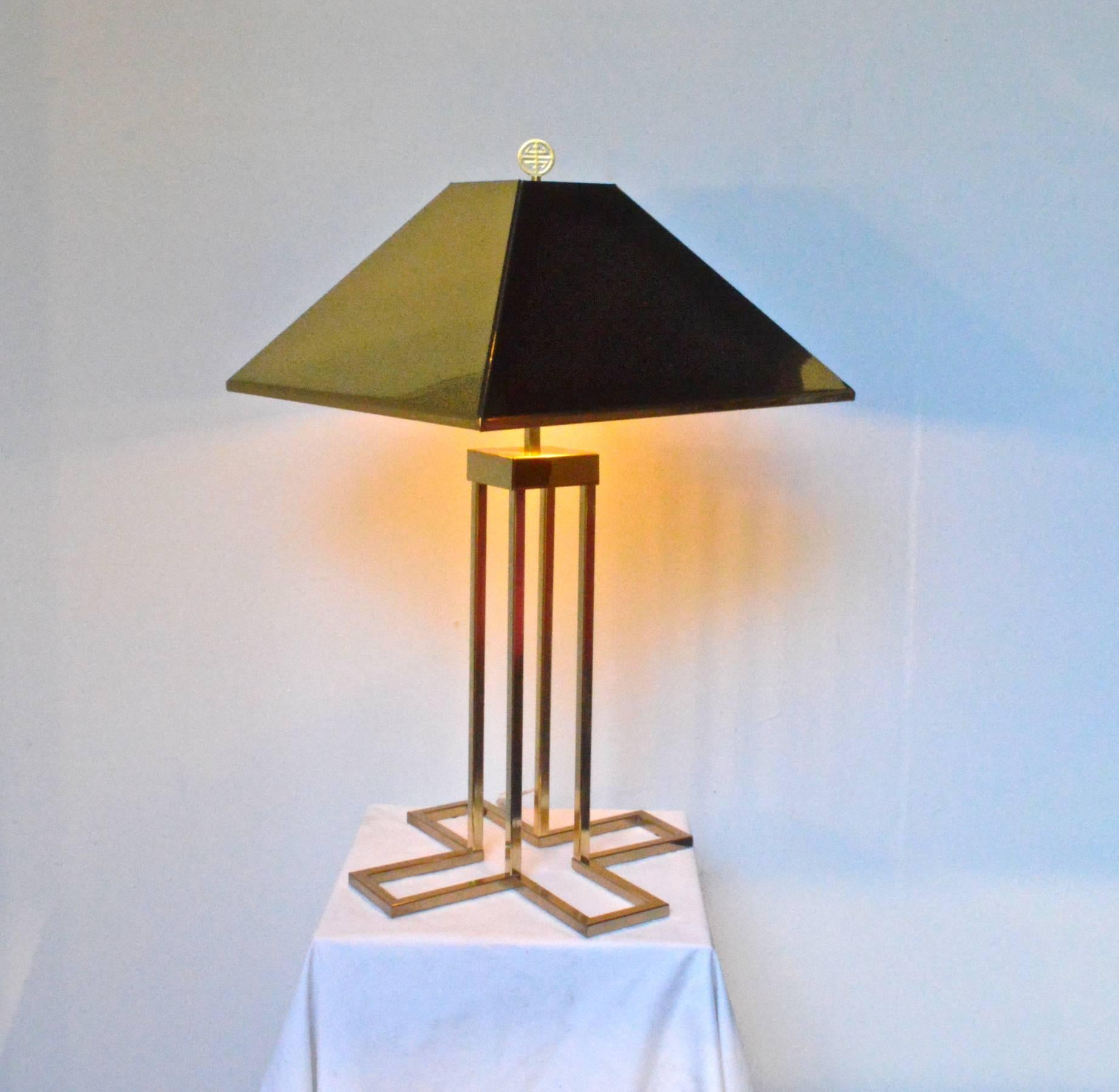 Chic brass table lamp by C. Jere. Signed and dated 1977. Sells and ships with the original brass shade of pyramid form. 

Global shipping available. 
Please contact us with any questions or request, we would be very happy to assist you. 

