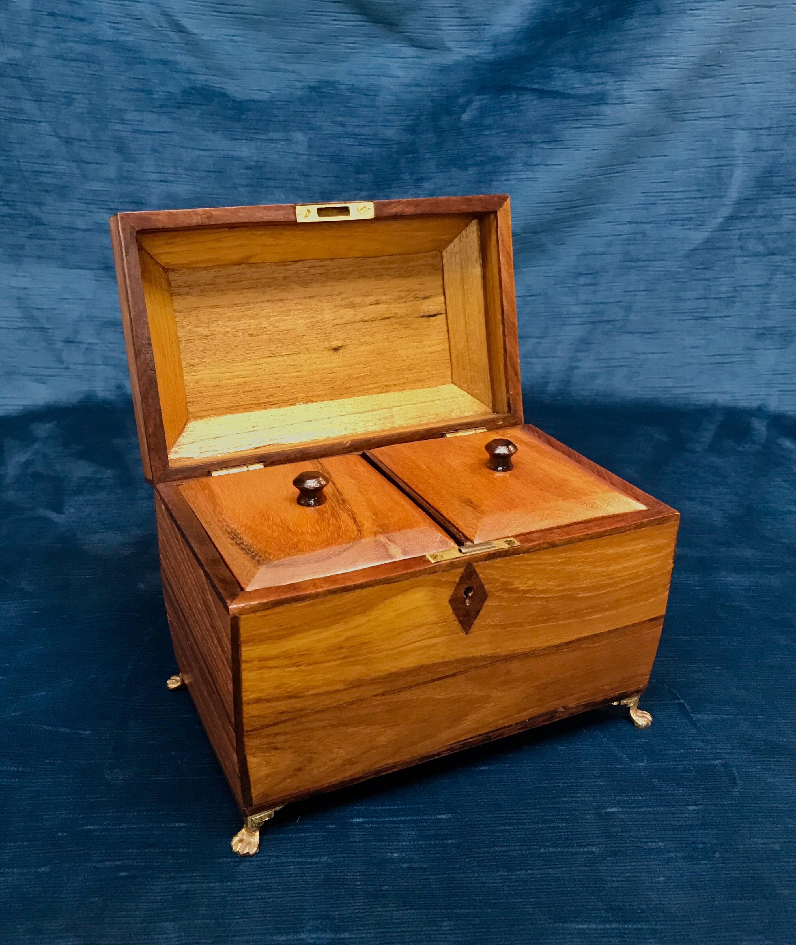 Regency Tea Caddy of a Small Size In Good Condition In Charlottesville, VA