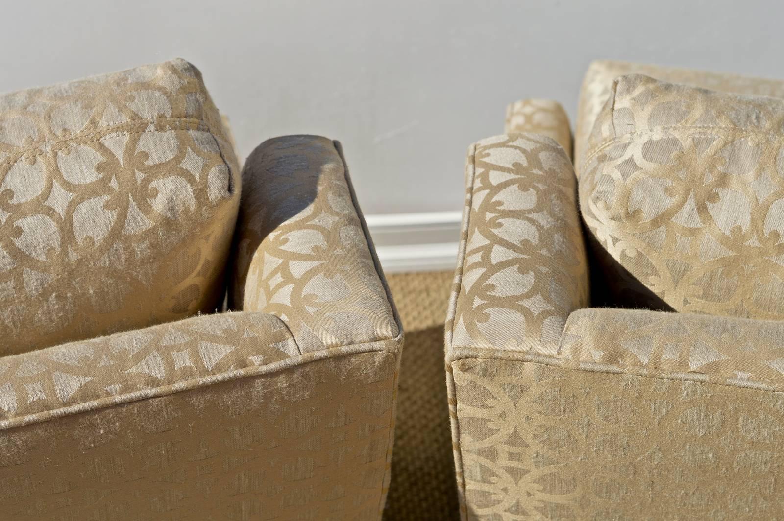 Slipper Chairs in Quatrefoil Silk Fabric, a Pair 3