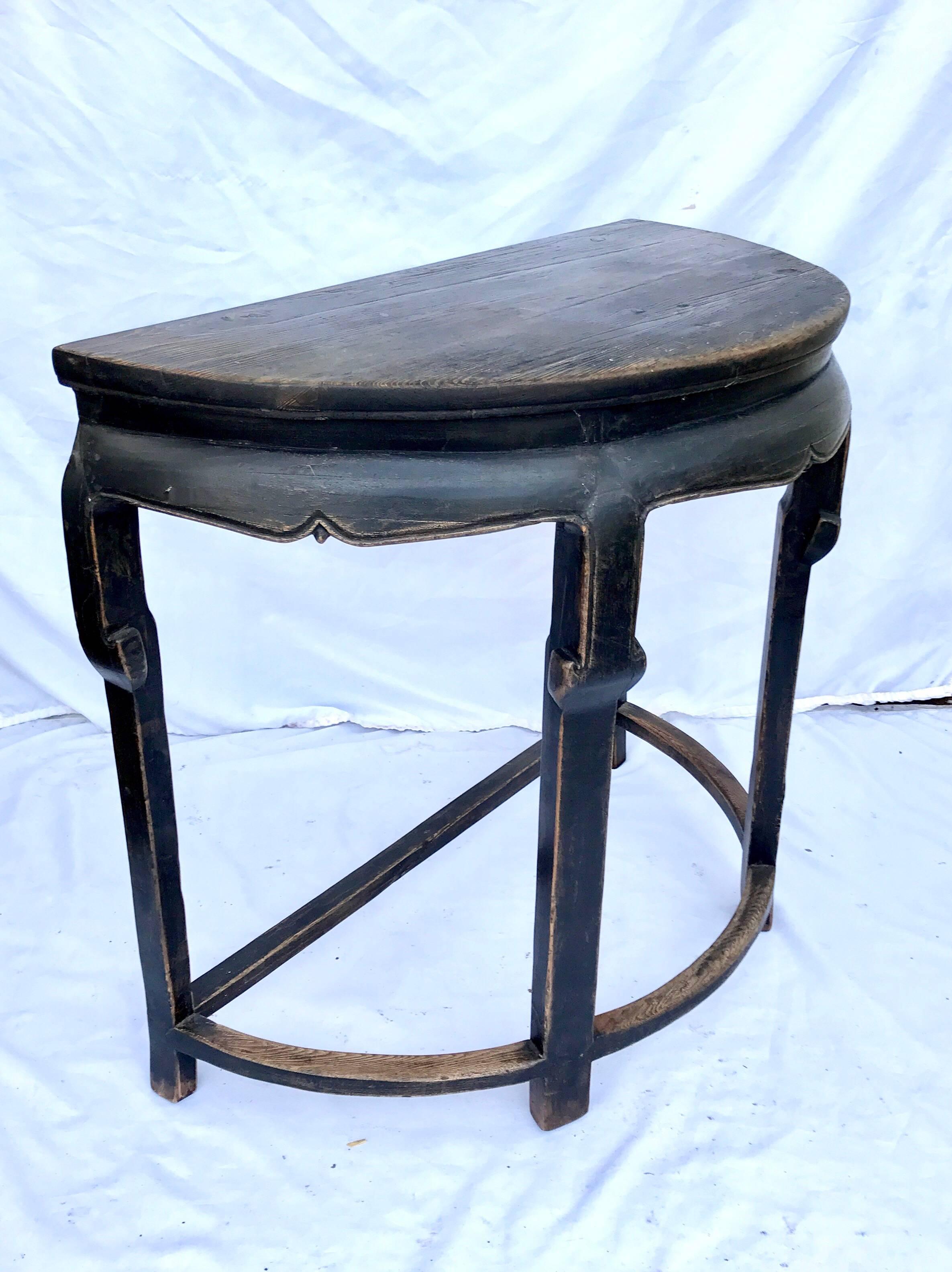 Ebonized Chinese Export Demilune Console Table In Good Condition In Charlottesville, VA