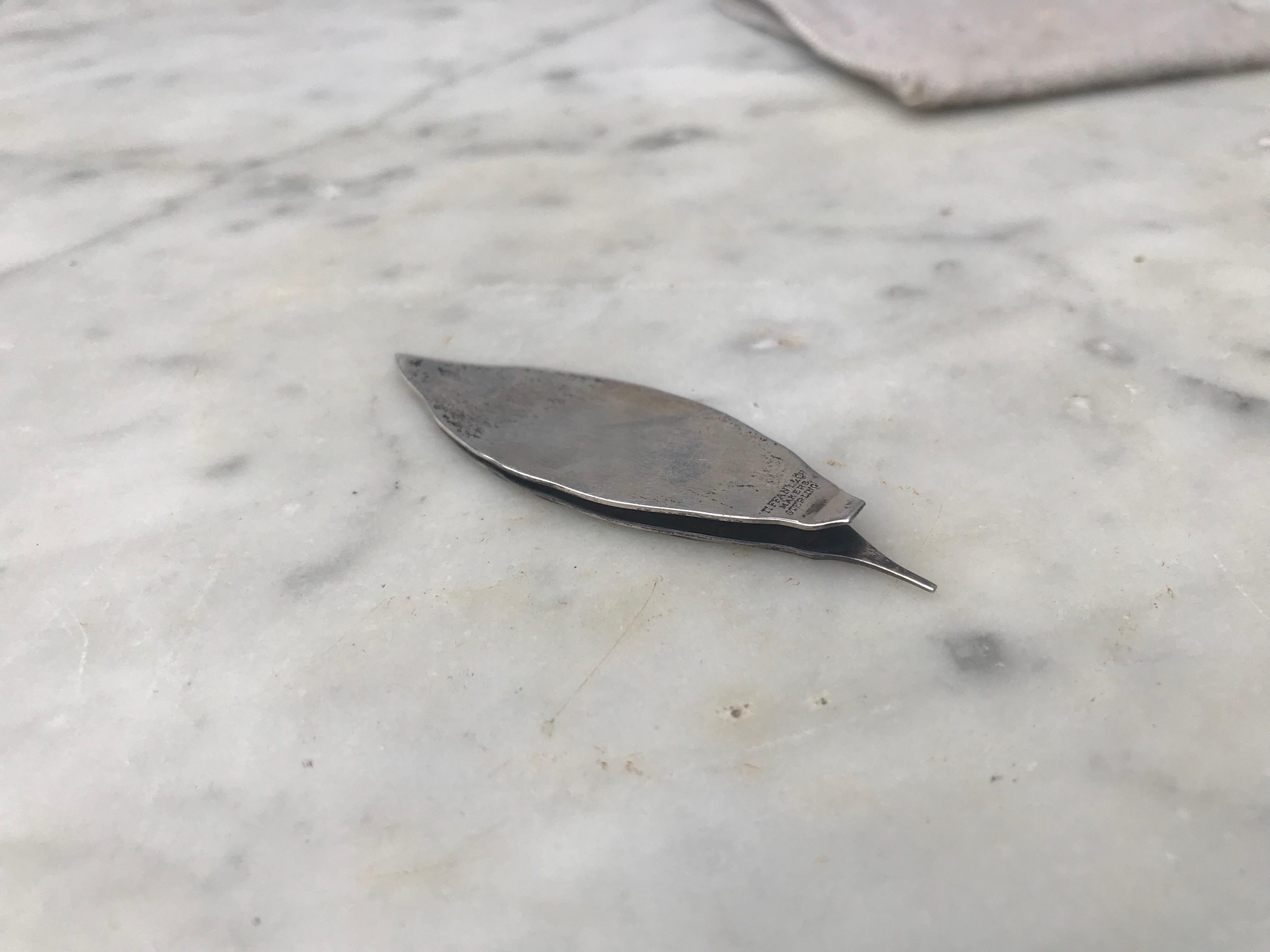 Sterling Silver Leaf Form Bookmark/Page Keep In Good Condition In Charlottesville, VA