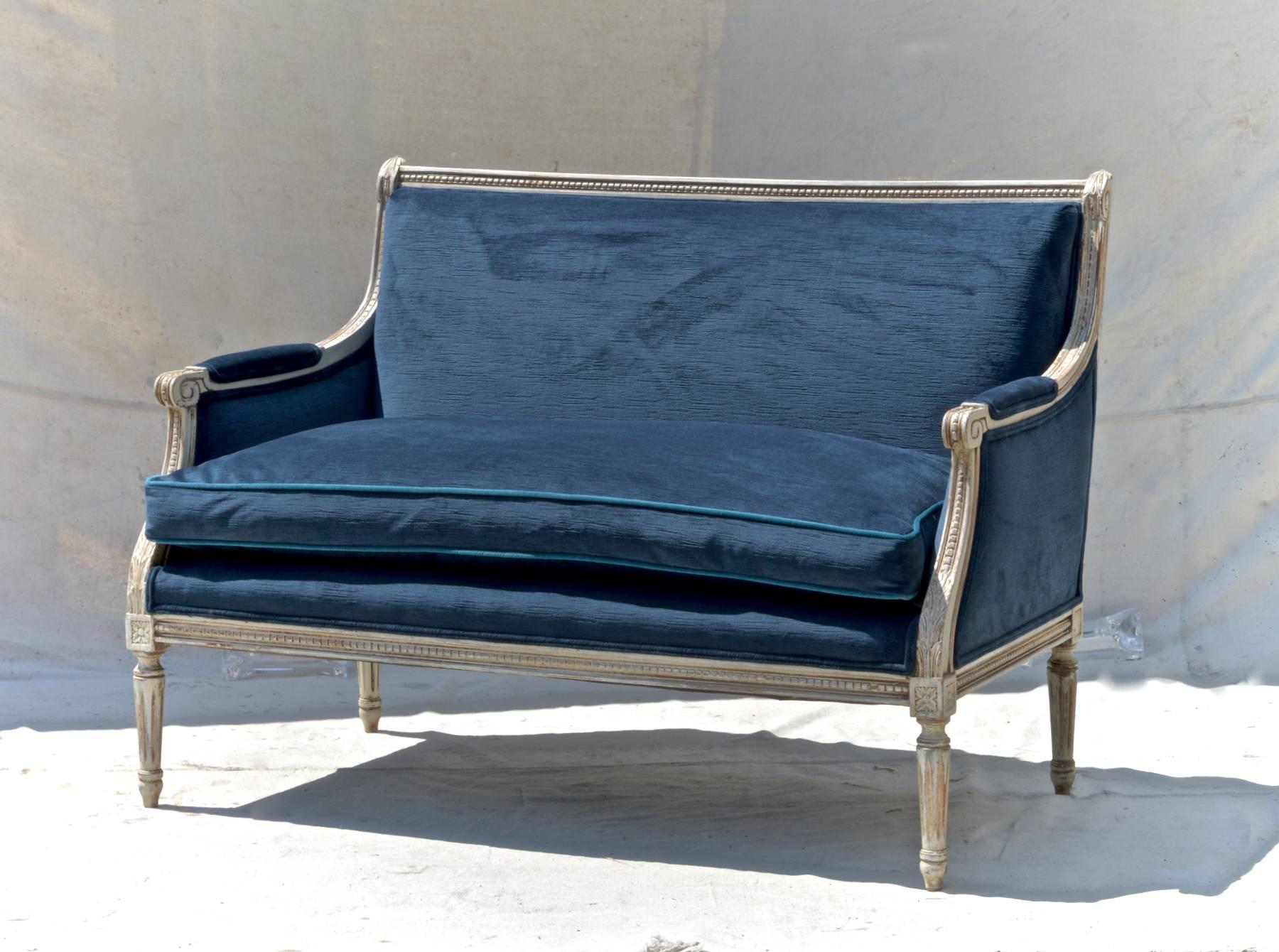 Hand-Crafted French Settees in Navy Velvet, Pair For Sale
