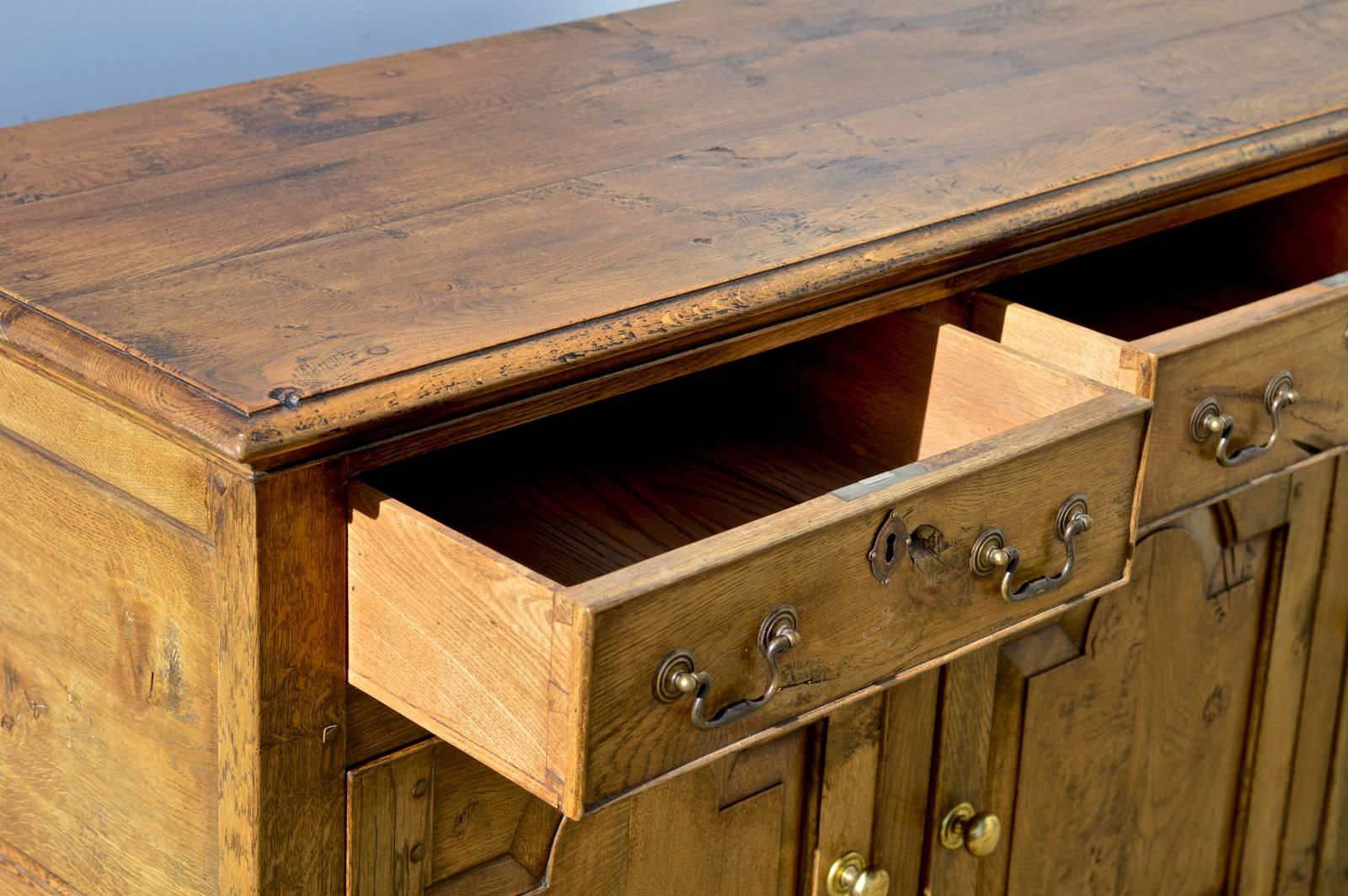 Vintage Welsh Dresser Base of Oak in the 18th Century Style 1