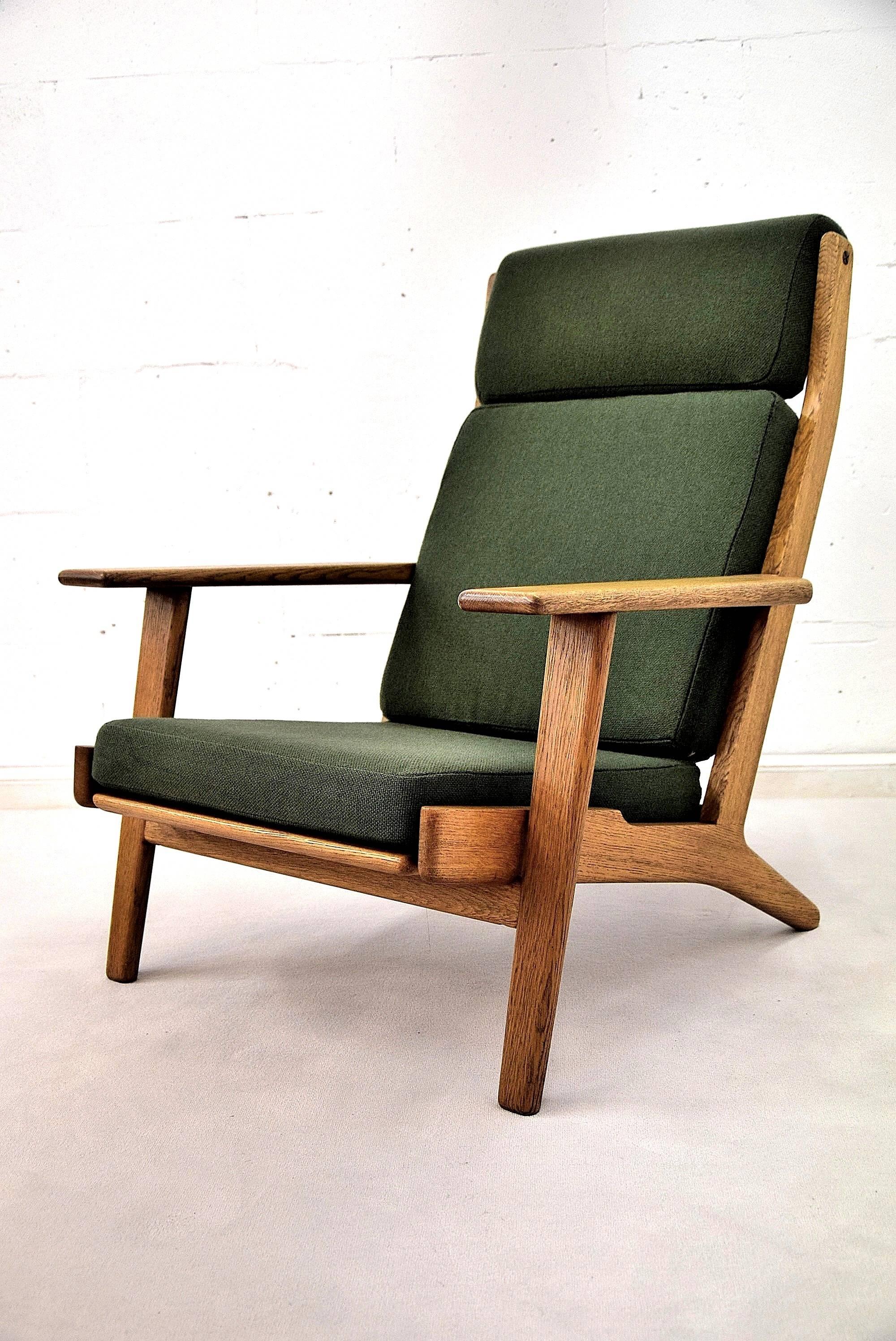 Mid century Modern High Back Lounge Chair by Hans J. Wegner 1