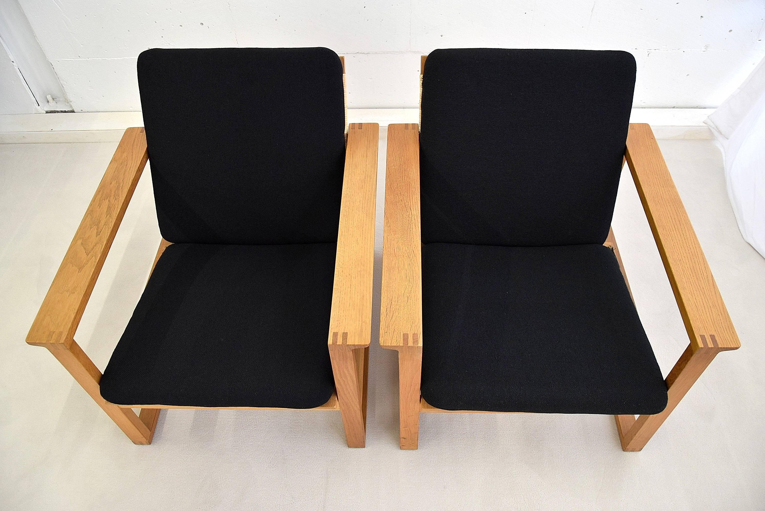 Børge Mogensen, Pair of Oak and Cane Lounge Chairs 5