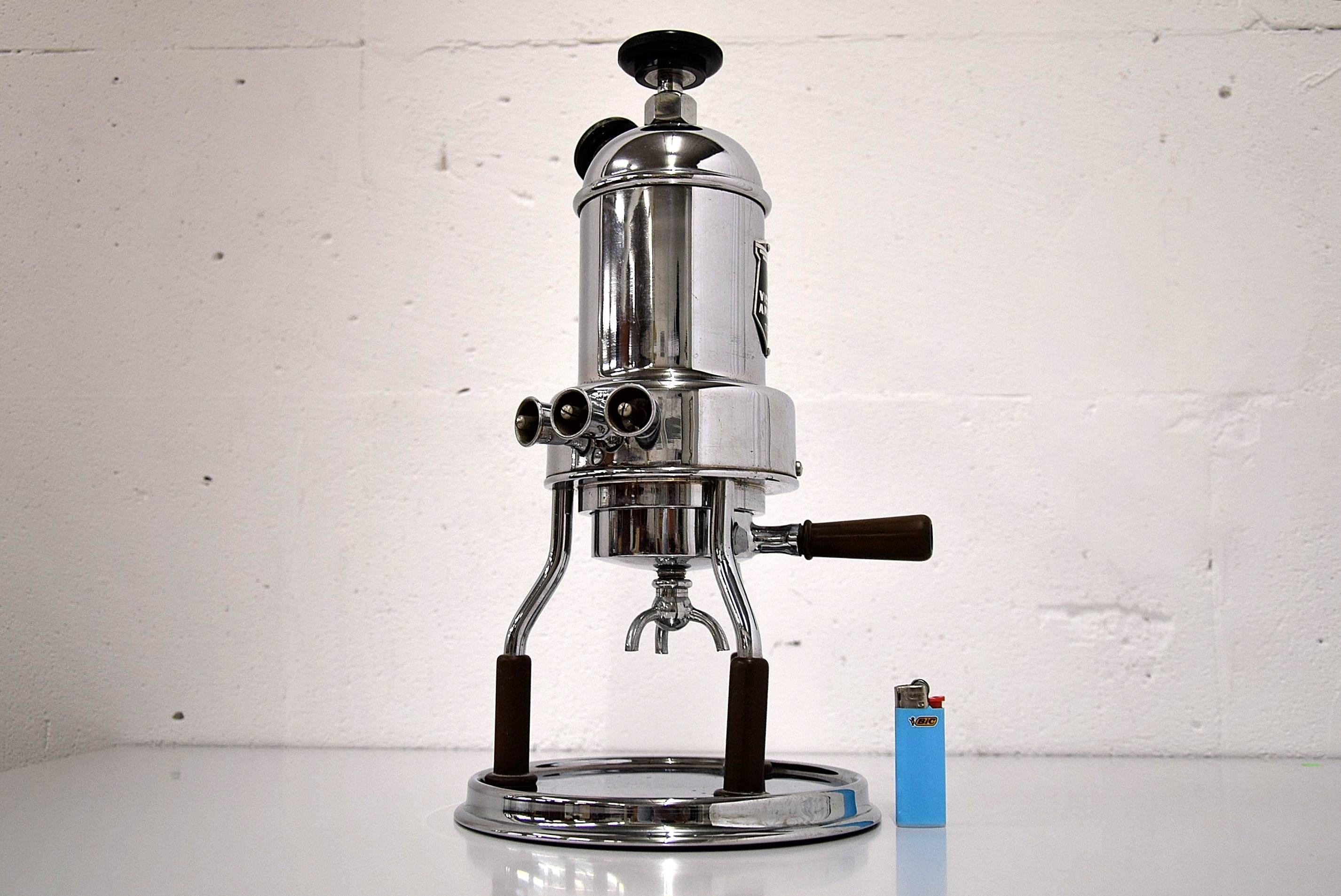 La Victoria Arduino 1930s Espresso Machine In Excellent Condition In Weesp, NL