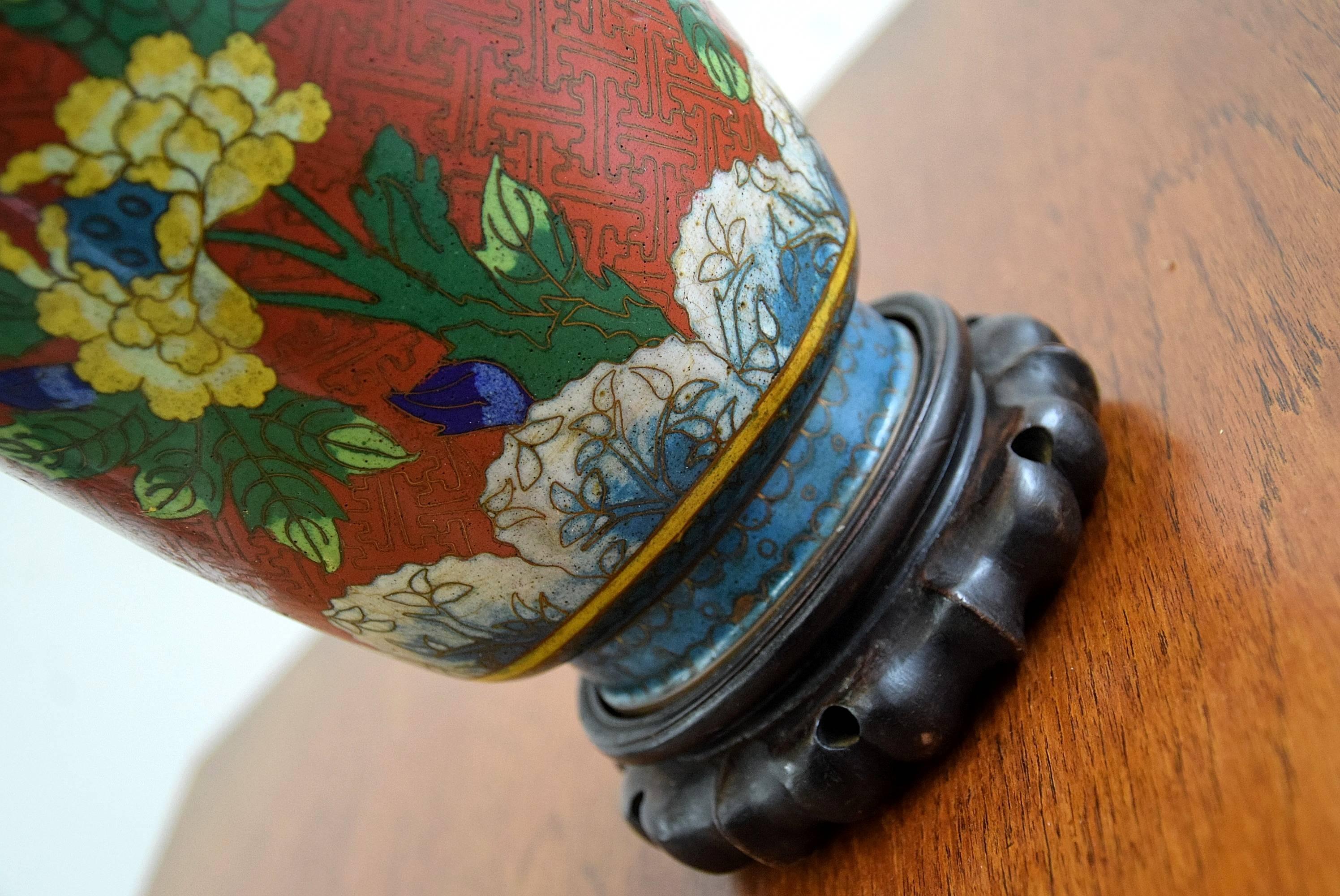 Mid-Century Chinese Ceramic Cloisonné Table Lamp 1