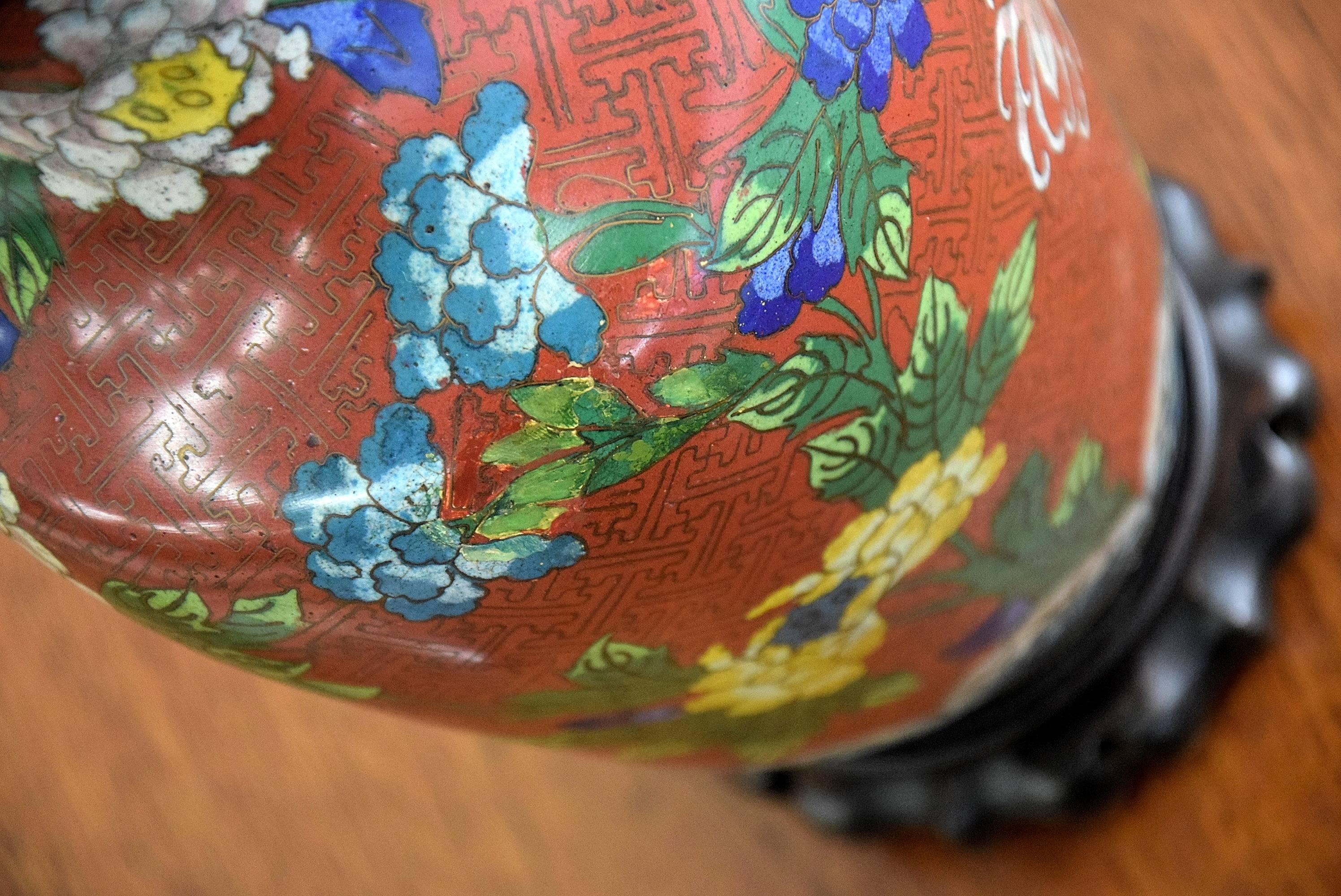 20th Century Mid-Century Chinese Ceramic Cloisonné Table Lamp