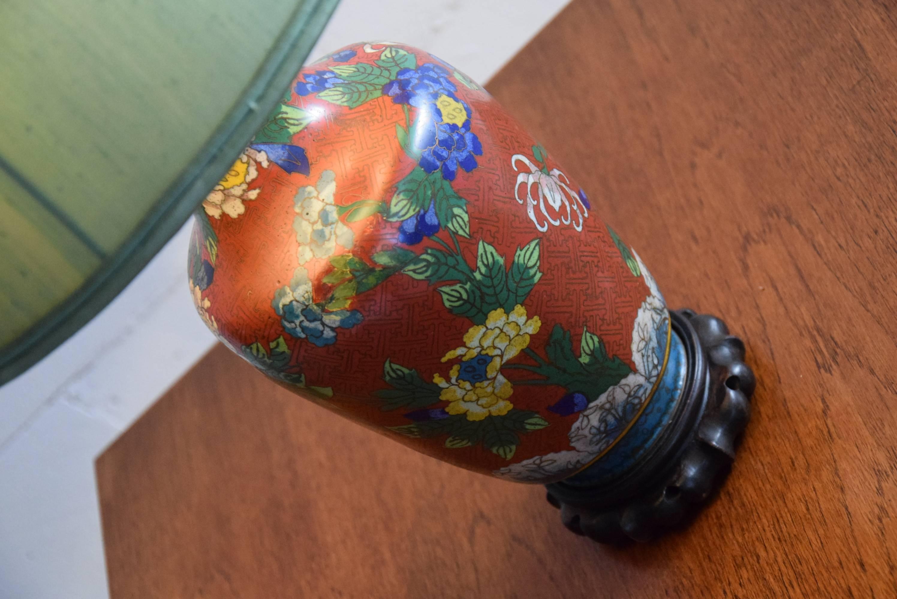 Mid-Century Chinese Ceramic Cloisonné Table Lamp In Excellent Condition In Weesp, NL