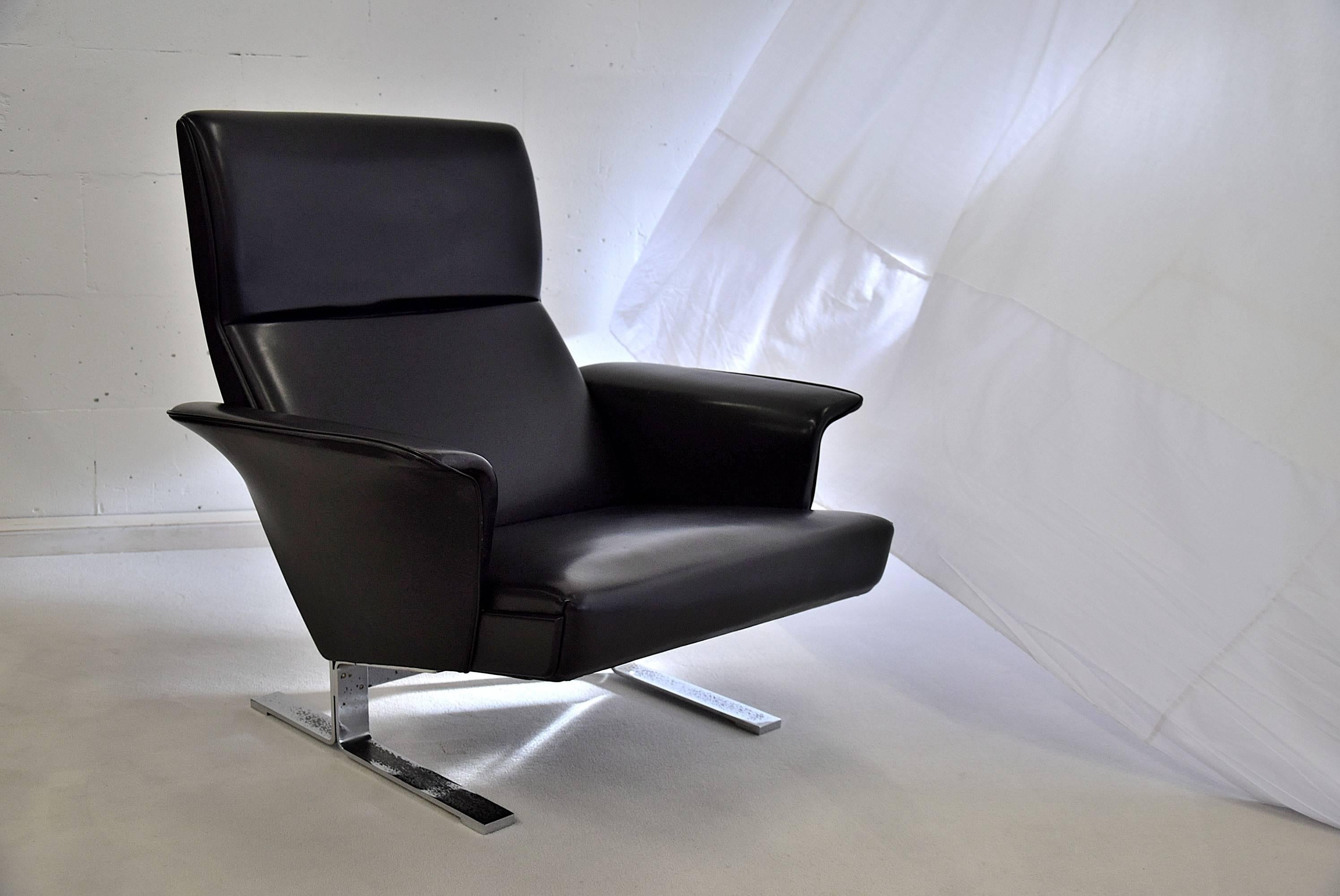 Mid-Century Modern Lounge Chairs by Georg Thams 4