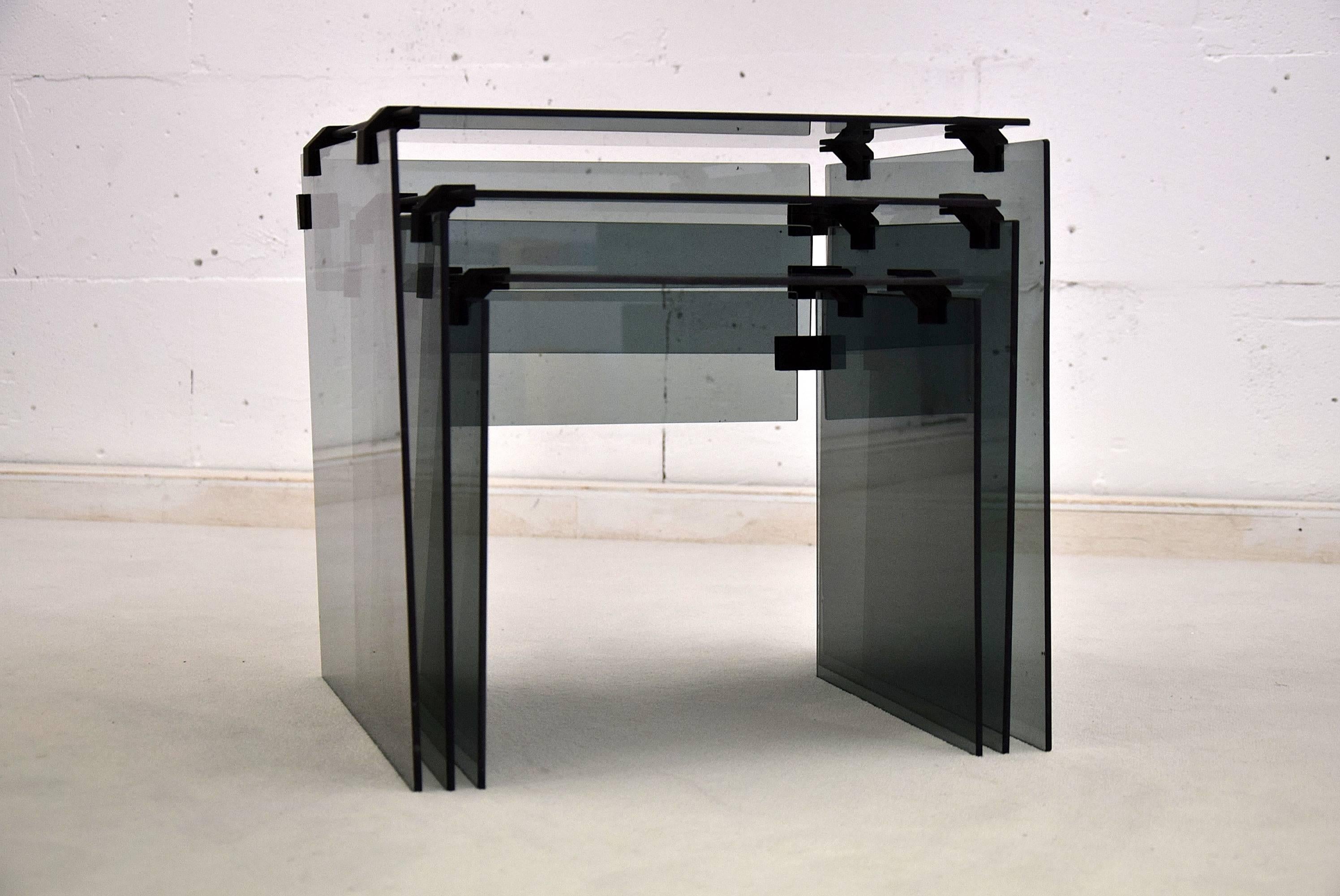 Post-Modern Mid-Century Modern Glass Nesting Tables For Sale
