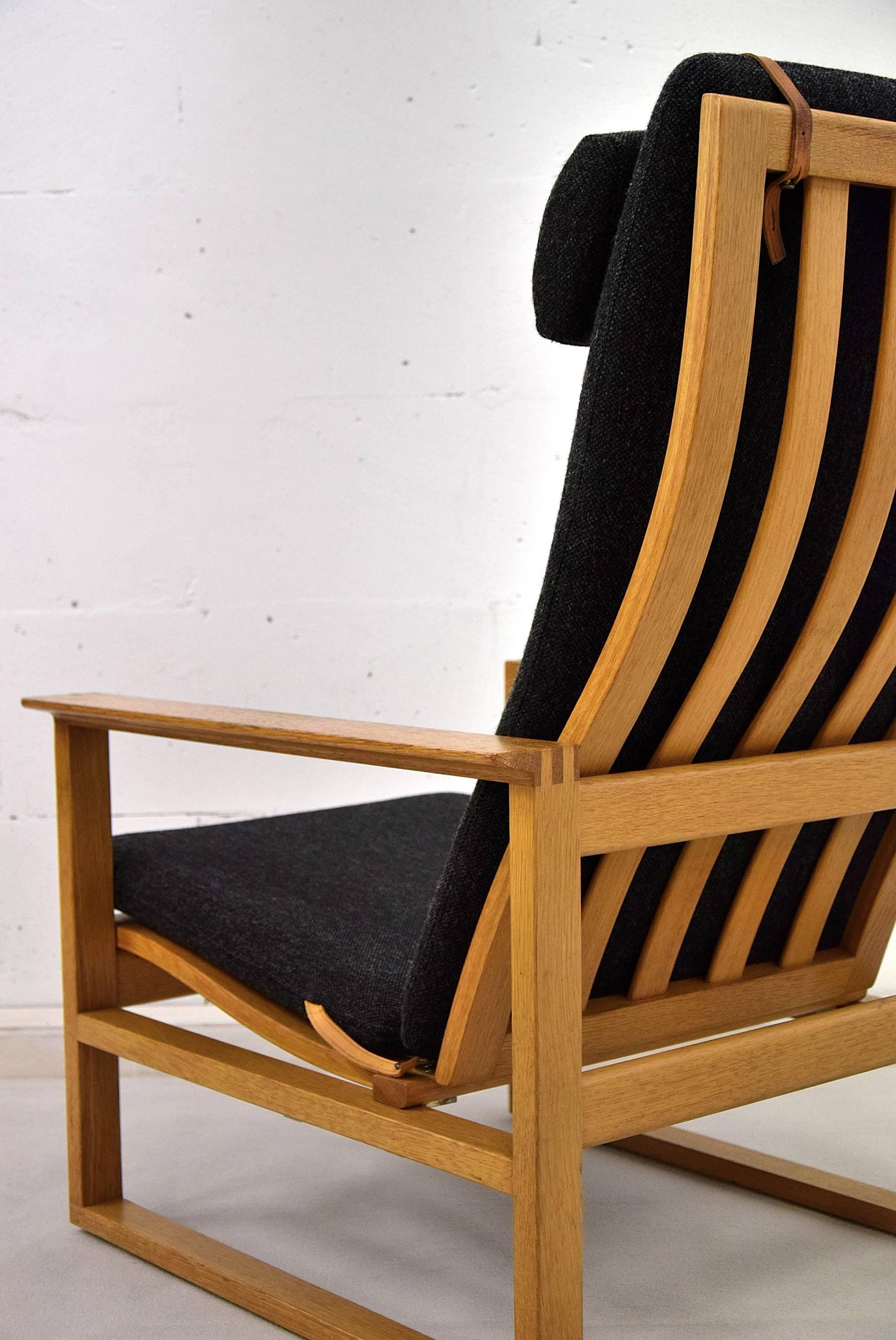 Mid Century Modern Oak Lounge Chair by Børge Mogensen 1
