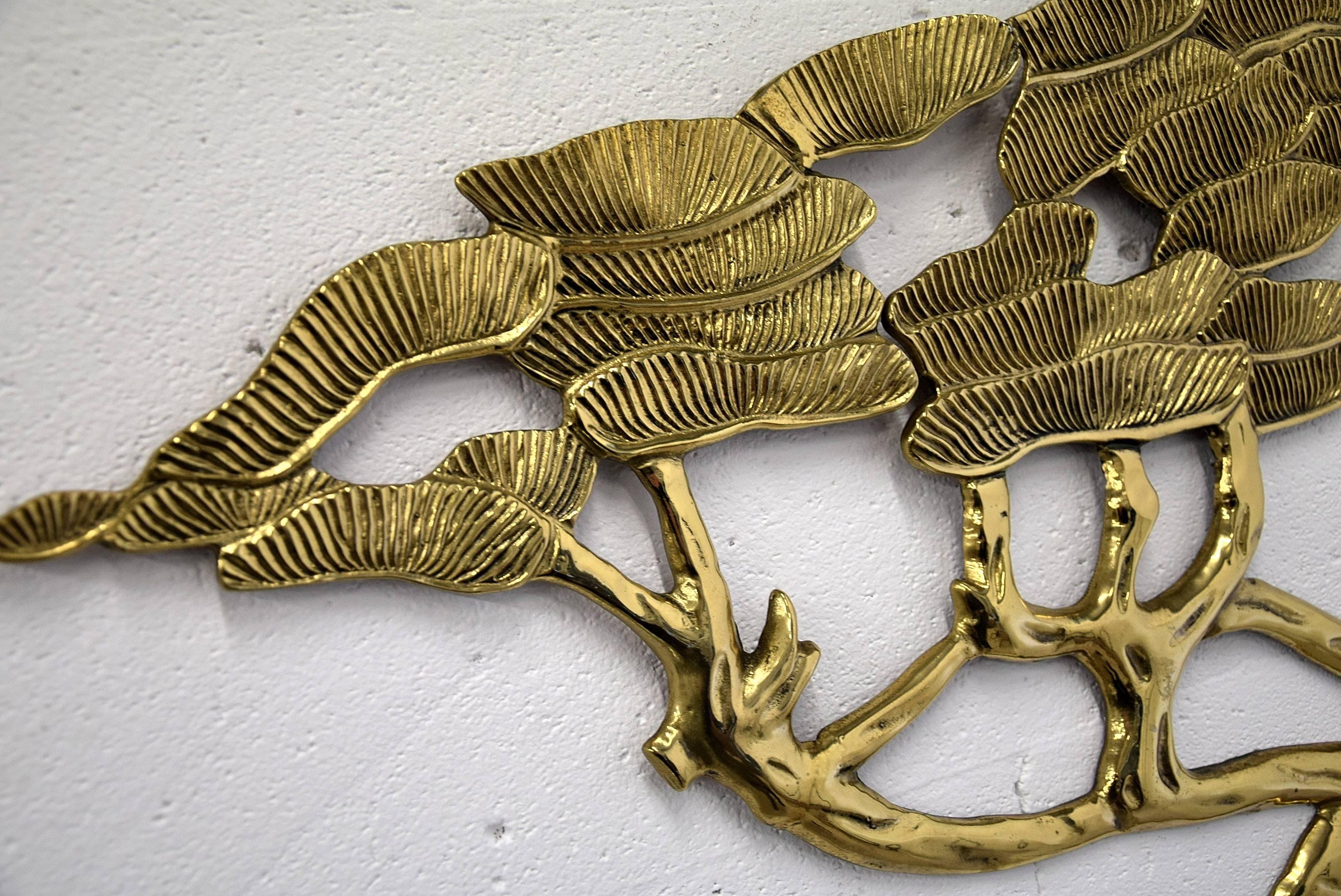Wall sculpture brass large Bonsai hollywood regency
Very stylish and decorative bonsai sculpture from the 1960s in the style from Maison Jansen in good condition.

Measurements: W 90 x H 41 cm.

Sculpture will be shipped abroad in a custom-made