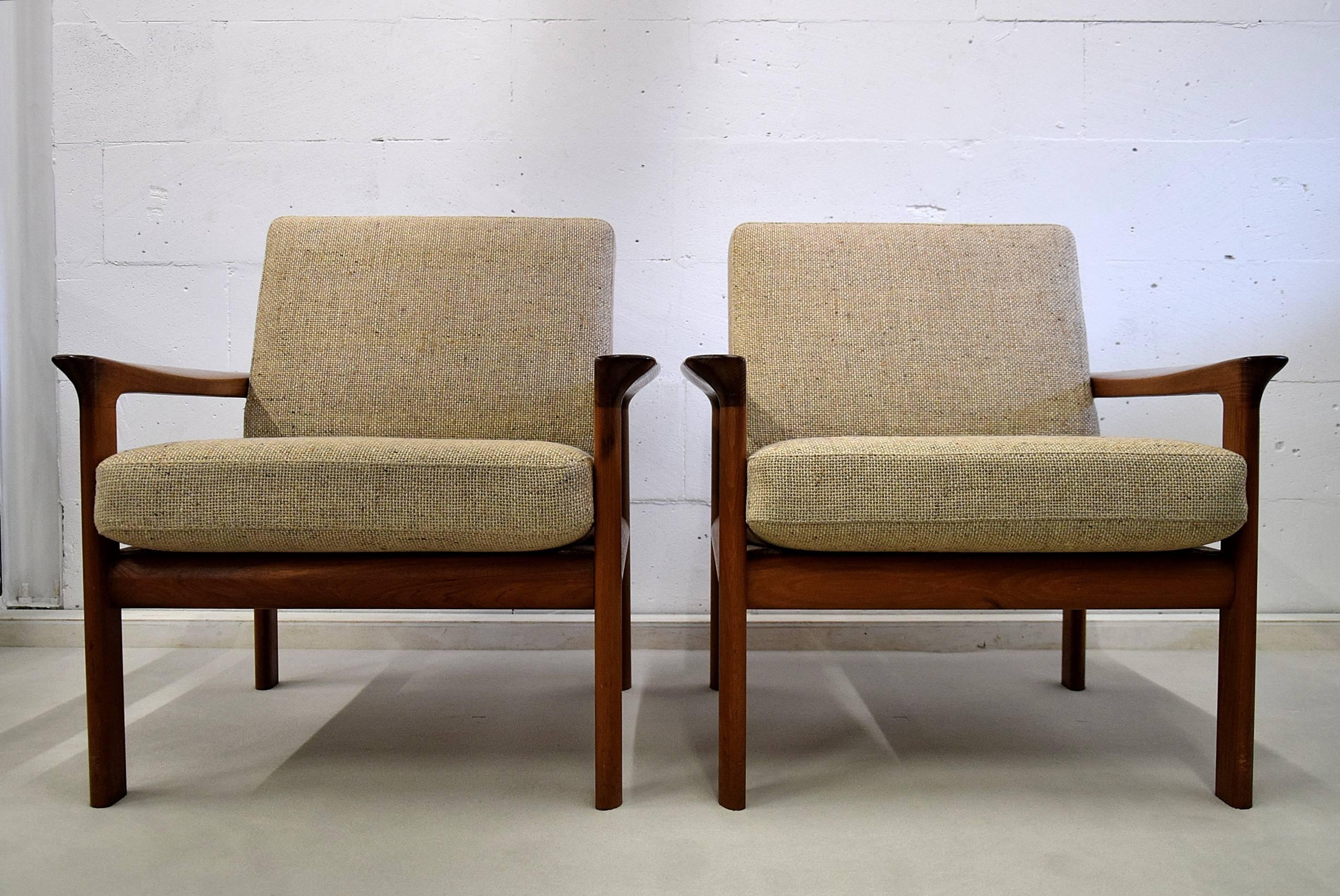 Sven Ellekaer Mid Century Modern Teak Lounge Chairs im Zustand „Gut“ im Angebot in Weesp, NL