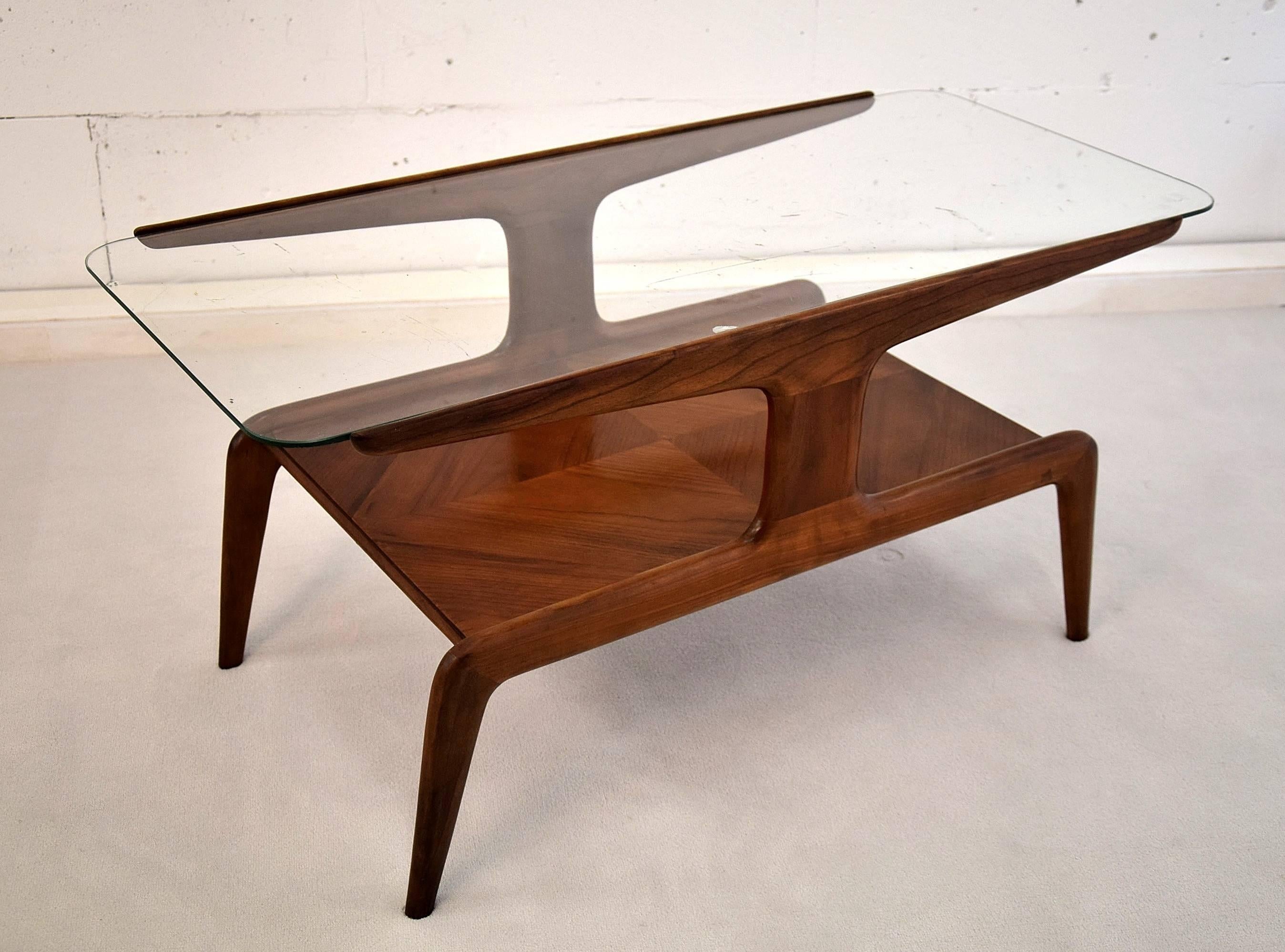 Early 20th Century Walnut Coffee Table for La Rinascente 1