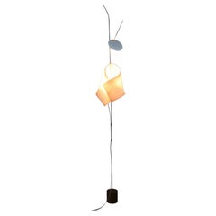 Lampada da tavolo Aikaduli di Ingo Maurer e Dagmar Mombach