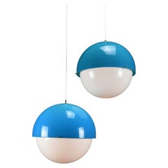 Lampada a sospensione Luigi Bandini Buti modello 4021 in metacrilato blu per Kartell, Italia