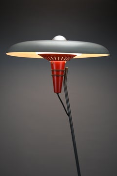 Lampe sur pied à trépied NX38 du milieu du siècle, créée par Louis Kalff pour Philips