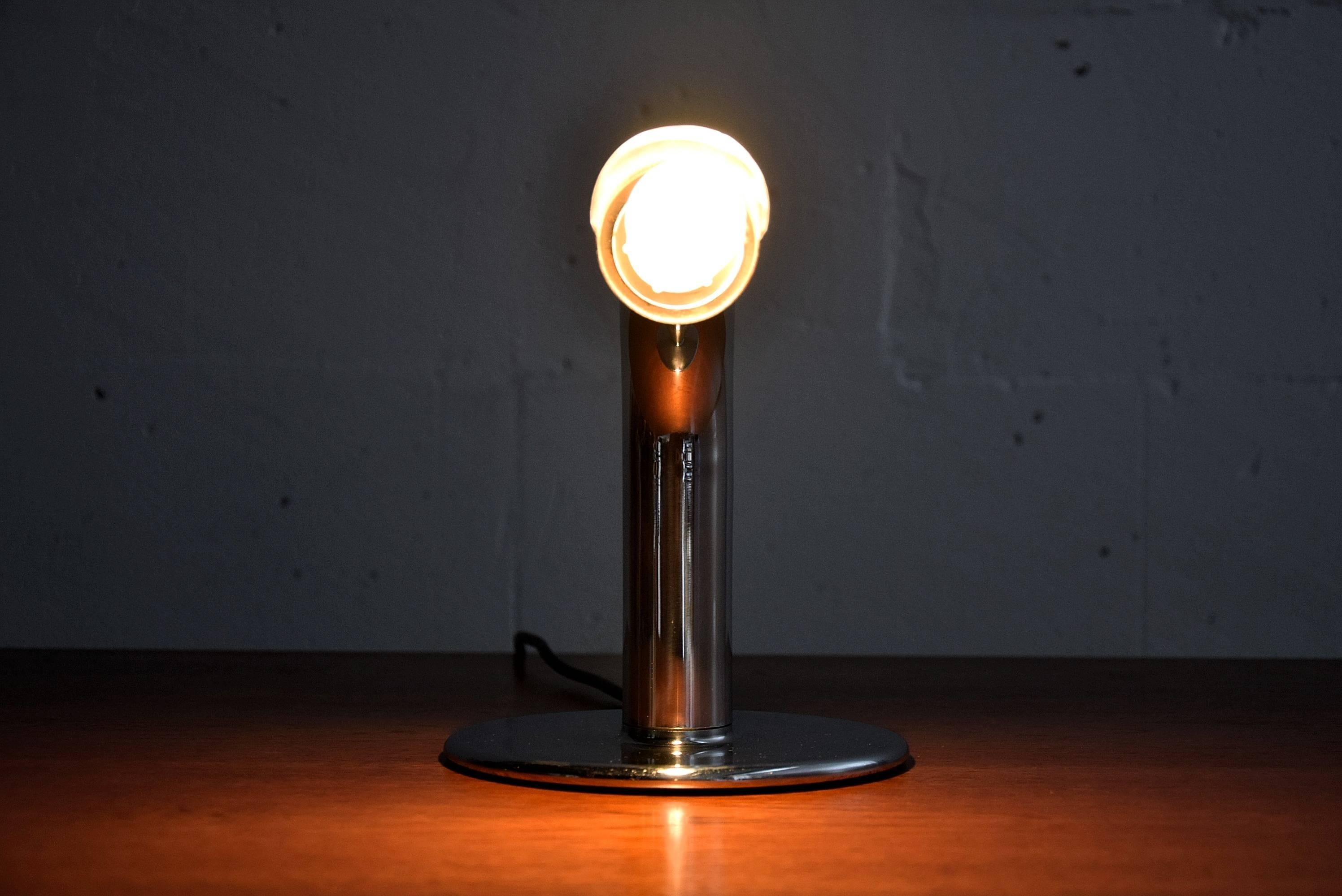 Ingo Maurer Mid Century Modern Table Lamp Gulp In Good Condition For Sale In Weesp, NL