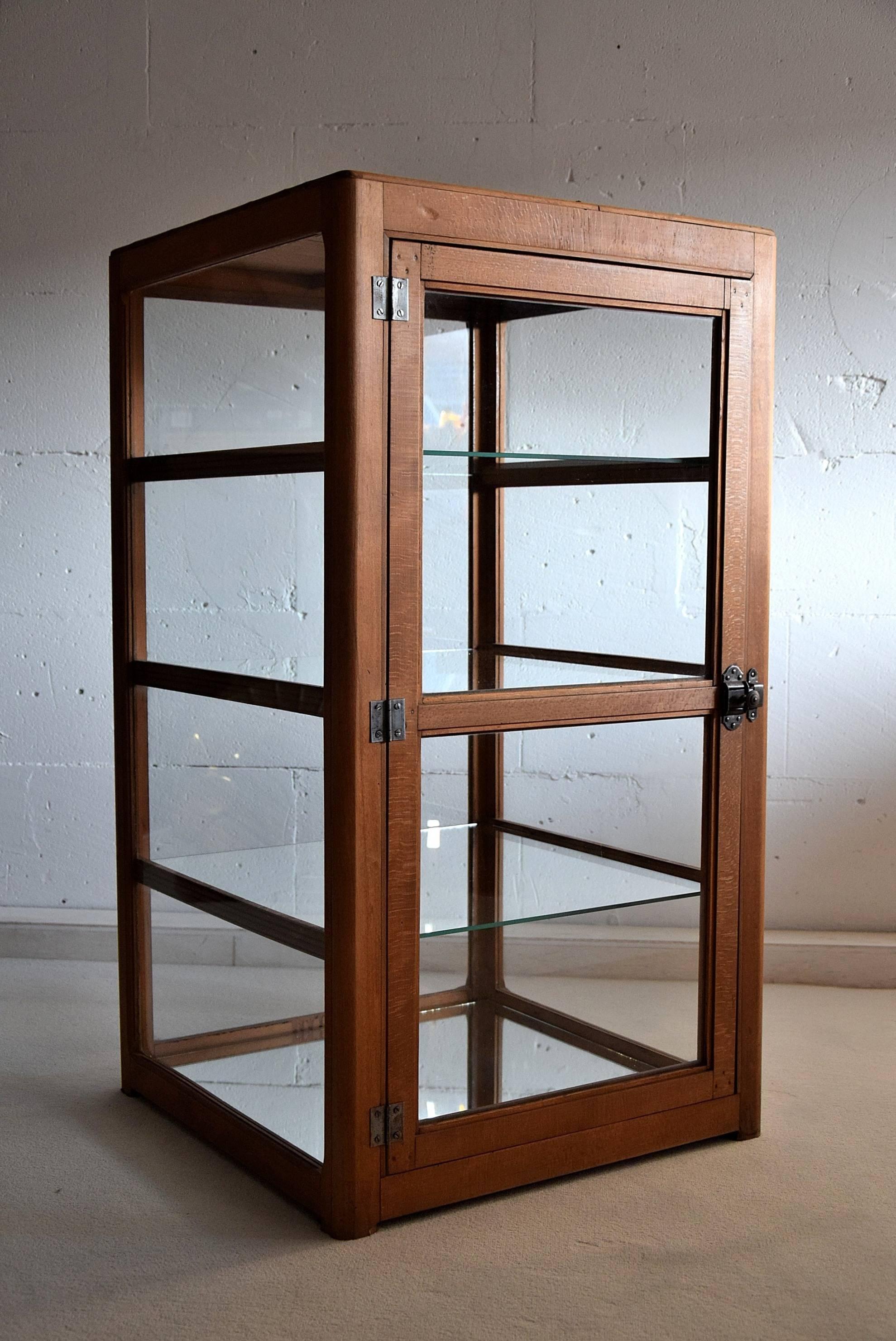 Early 20th Century Counter Display Cabinet 6