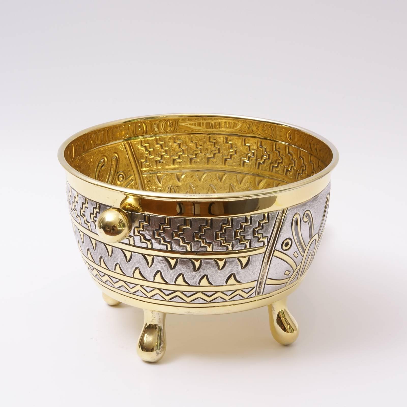Gilt and engraved sterling silver bowl made by Tane ( Mexico ) in precolumbian style